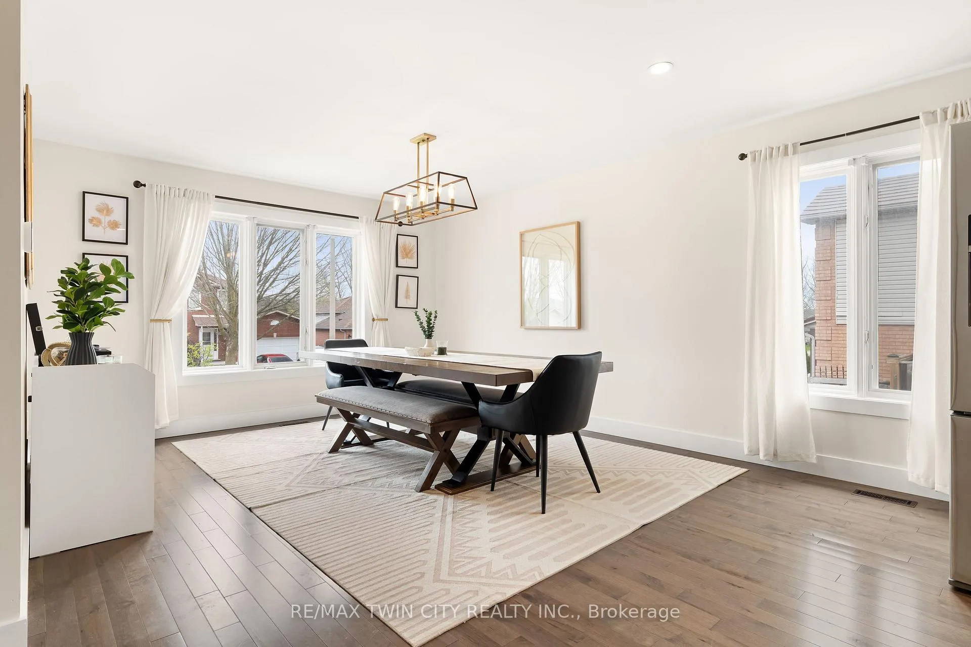 Photo 18 of 172 General Drive, Kitchener — HOMEH