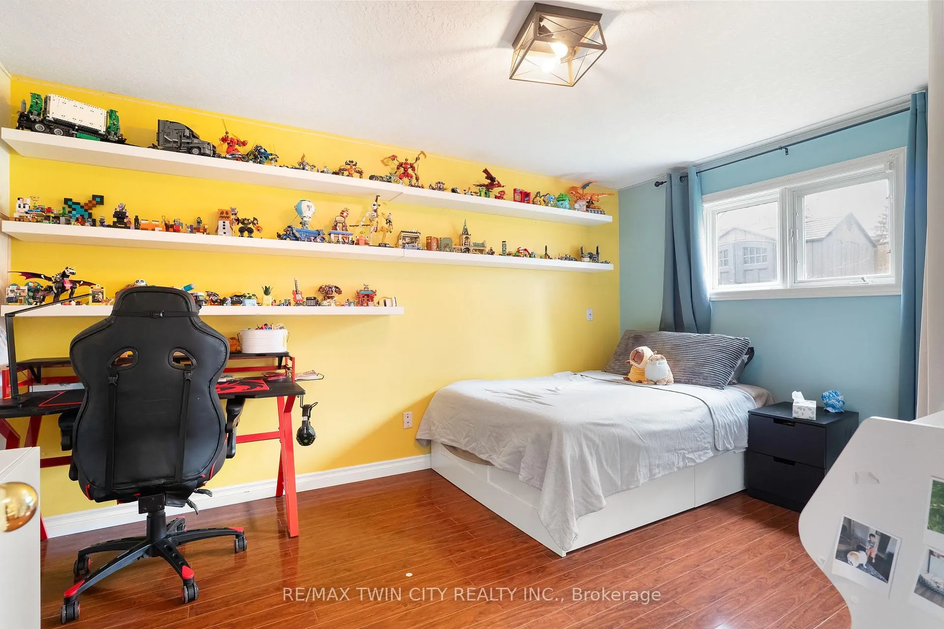 Photo 29 of 172 General Drive, Kitchener — HOMEH