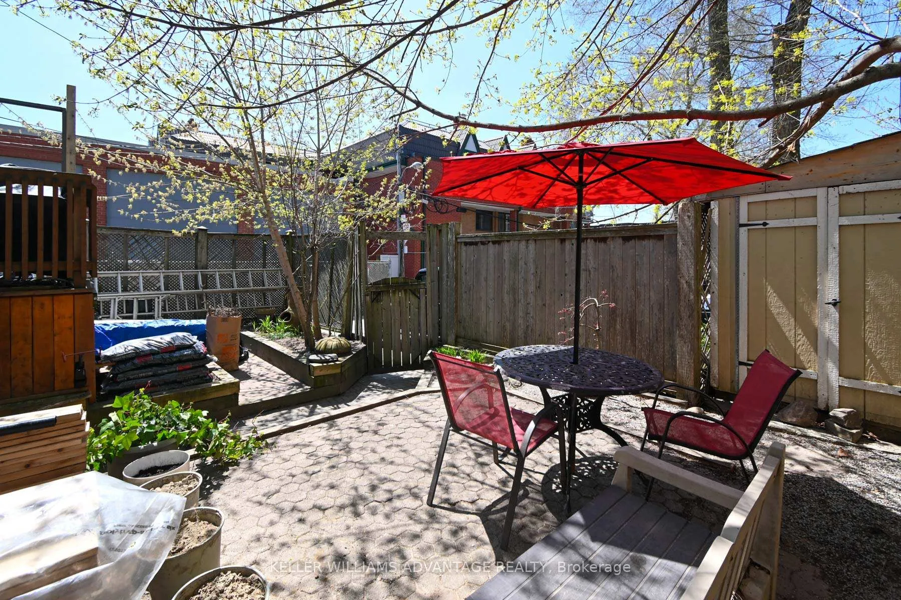 Photo 2 of Unit Back Lower, 132 Hammersmith Avenue, Toronto, The Beaches — HOMEH
