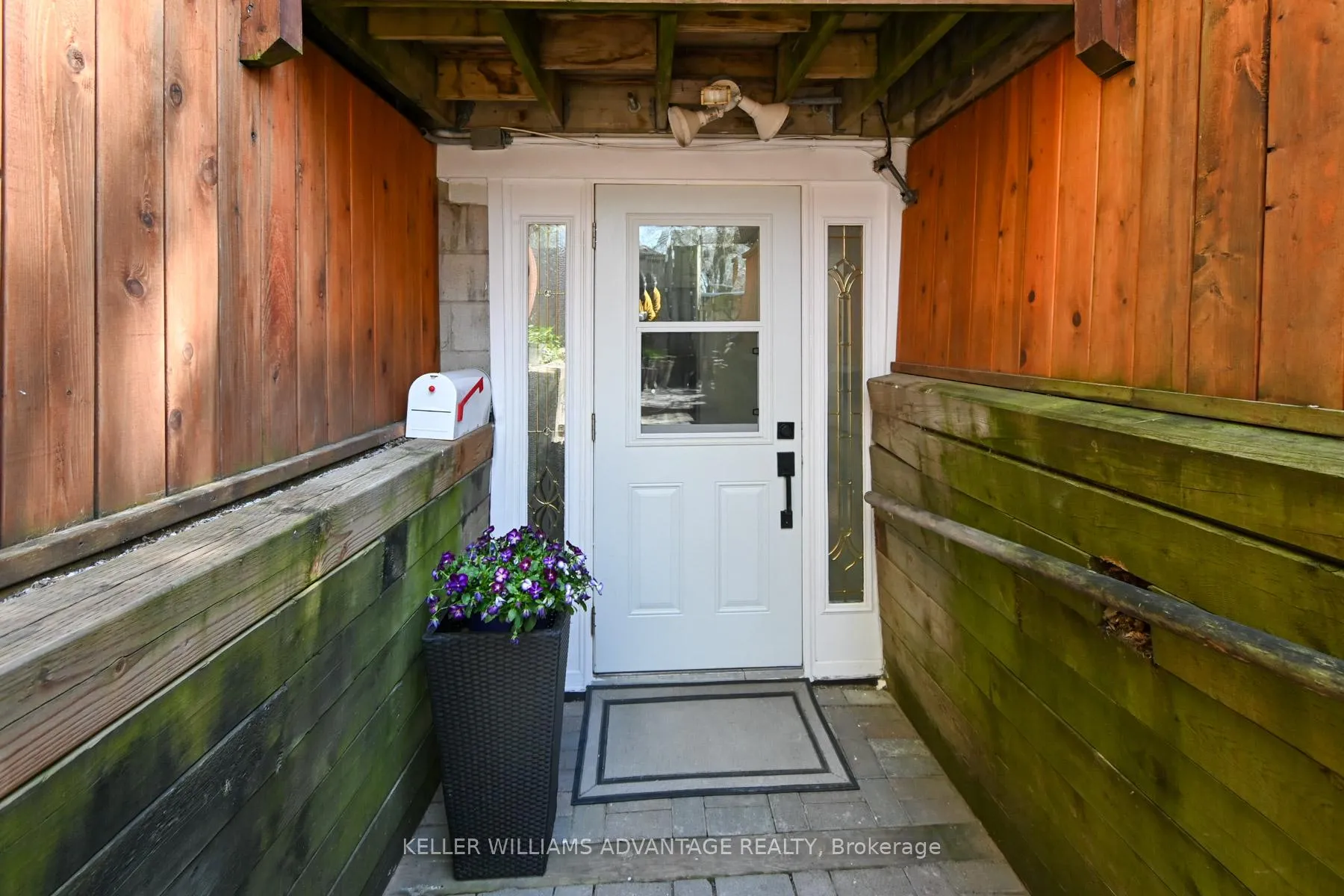 Photo 4 of Unit Back Lower, 132 Hammersmith Avenue, Toronto, The Beaches — HOMEH