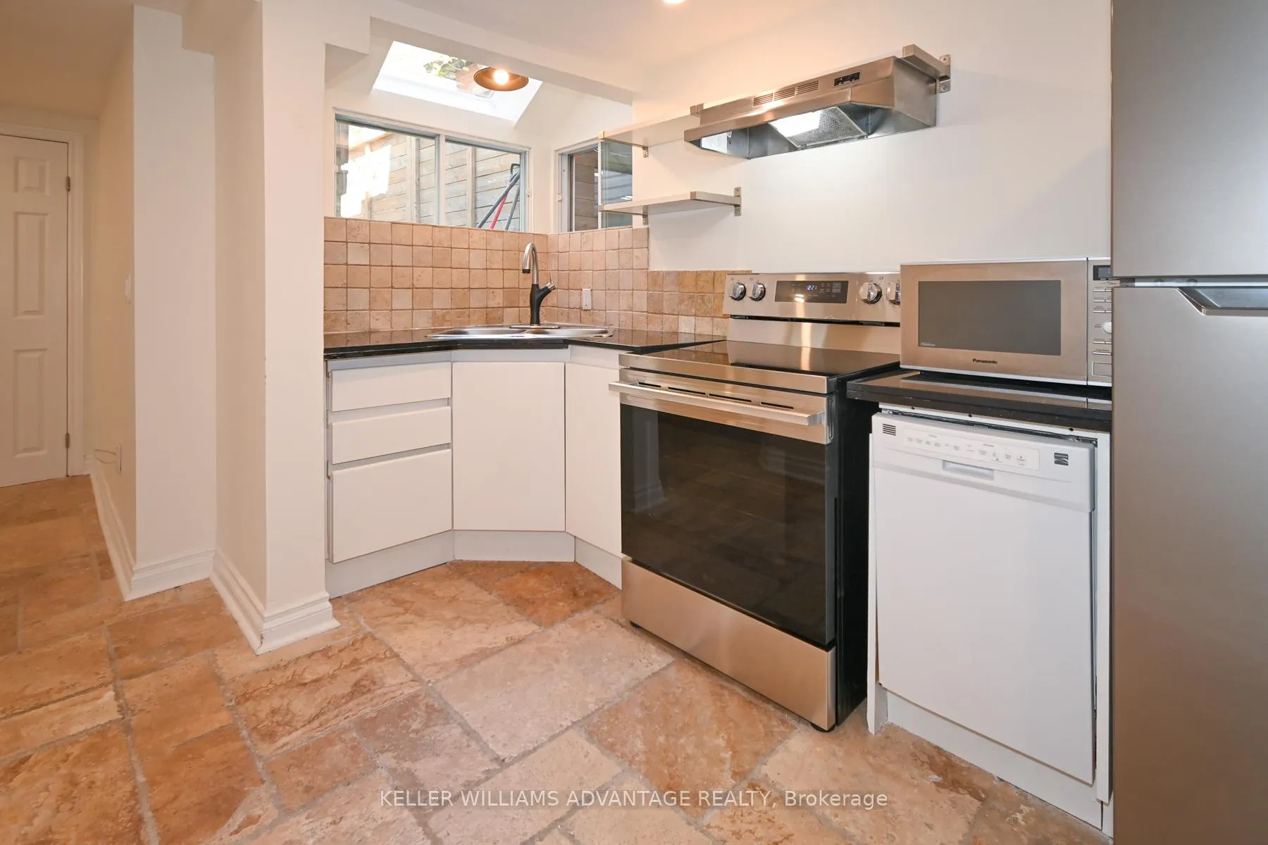 Photo 7 of Unit Back Lower, 132 Hammersmith Avenue, Toronto, The Beaches — HOMEH