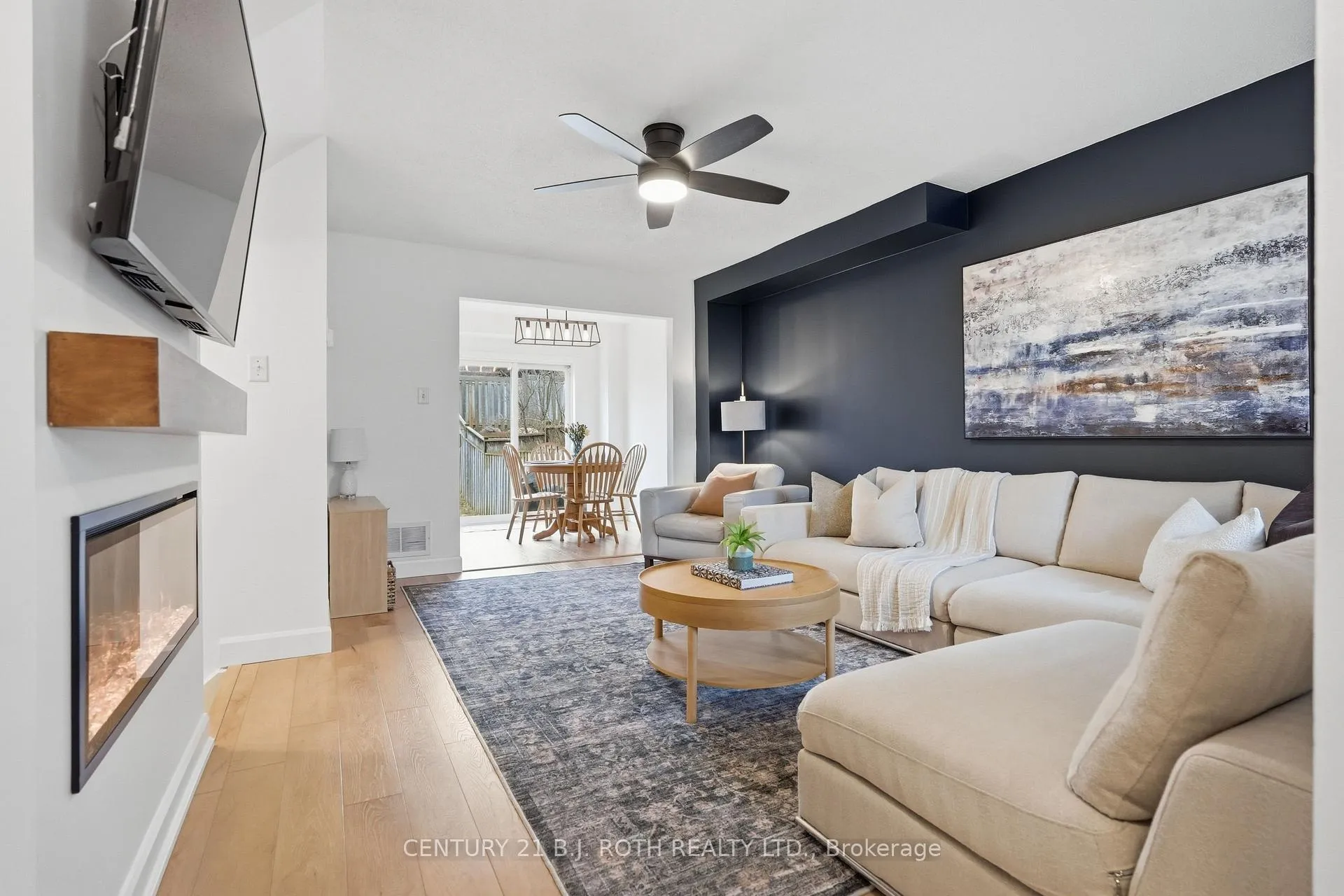 Photo 3 of 387 Ferndale Drive S, Barrie, Ardagh — HOMEH