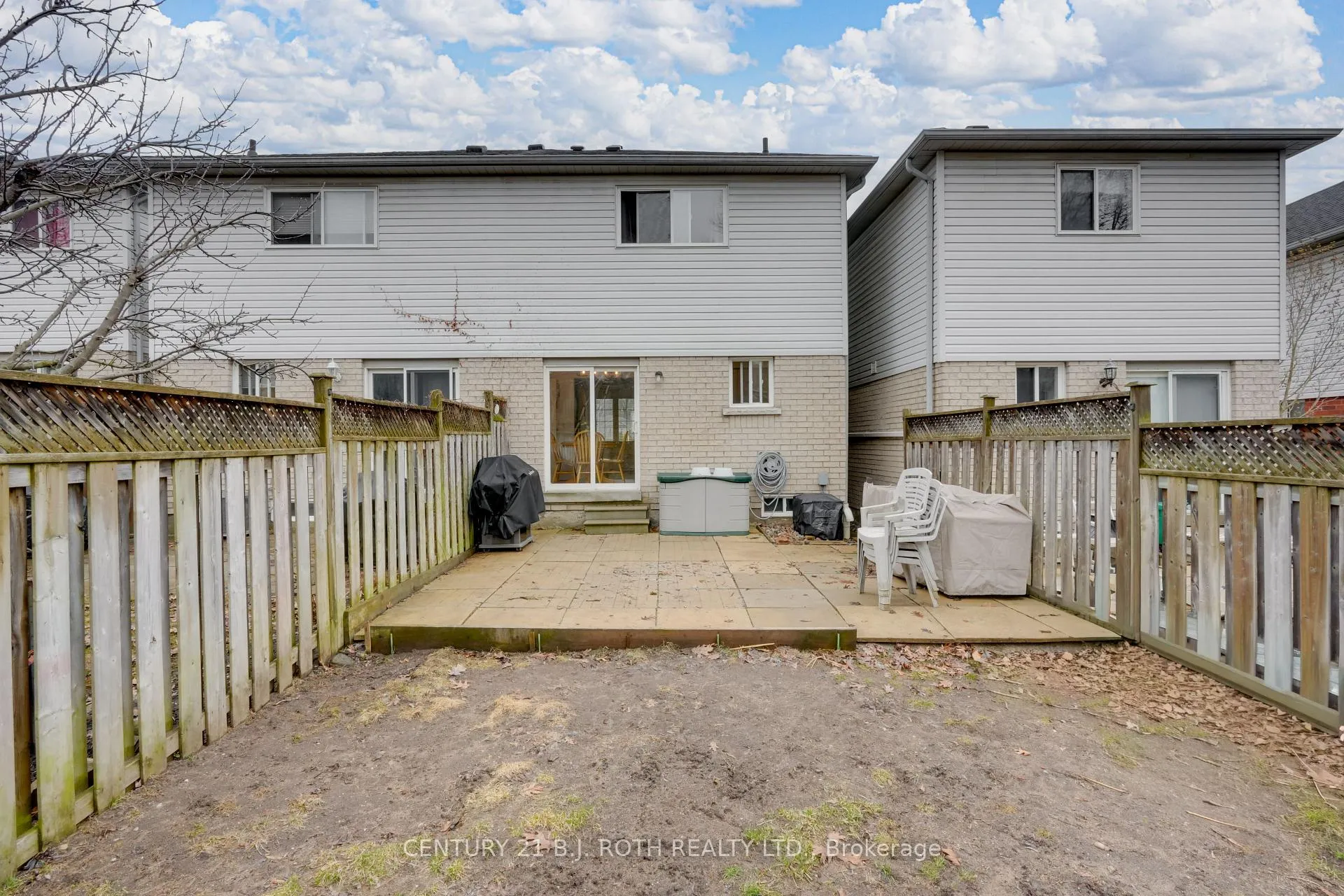 Photo 24 of 387 Ferndale Drive S, Barrie, Ardagh — HOMEH