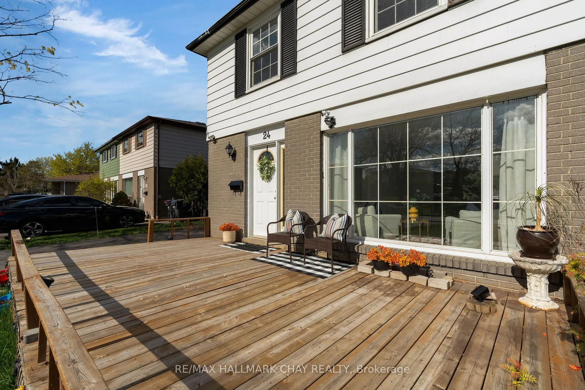 Photo 5 of 24 Flamingo Crescent, Brampton, Southgate — HOMEH