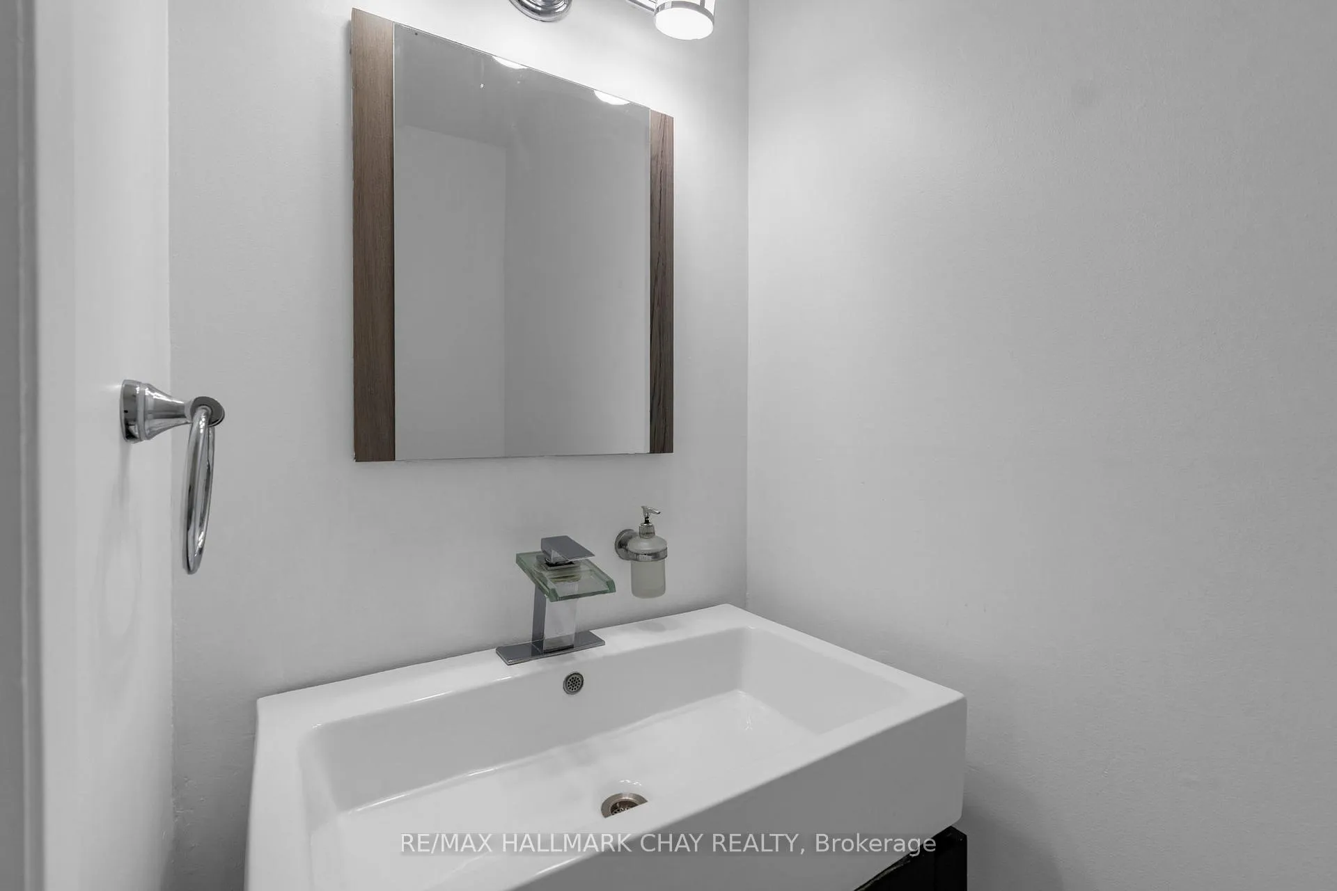 Photo 15 of 24 Flamingo Crescent, Brampton, Southgate — HOMEH
