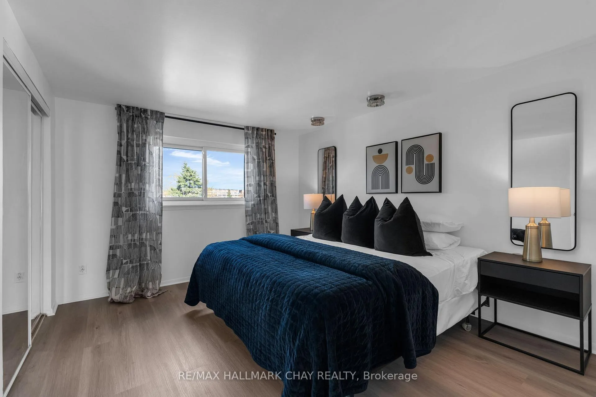 Photo 21 of 24 Flamingo Crescent, Brampton, Southgate — HOMEH