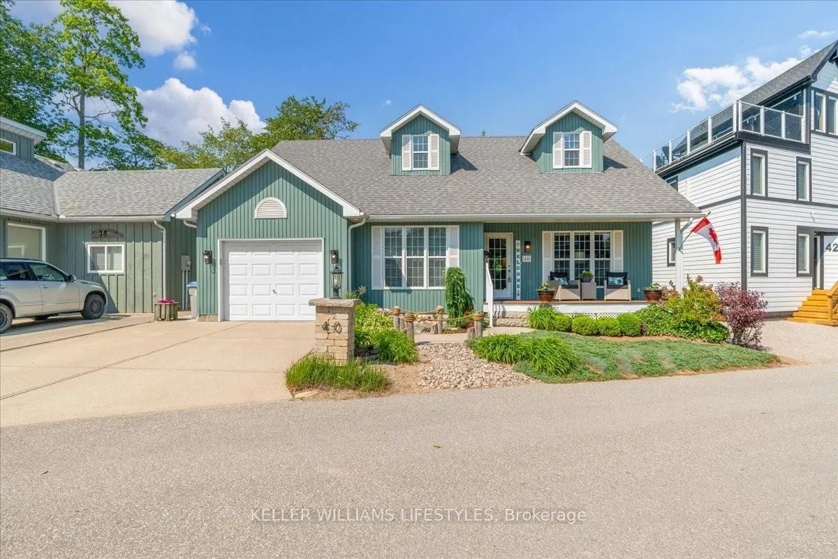 Photo 1 of 40 Lakeside Circle, Lambton Shores, Grand Bend — HOMEH