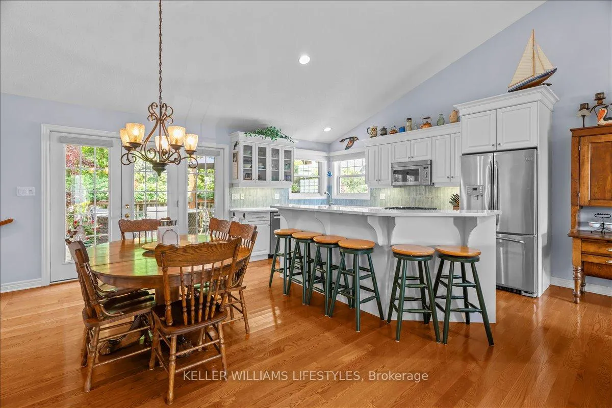 Photo 12 of 40 Lakeside Circle, Lambton Shores, Grand Bend — HOMEH