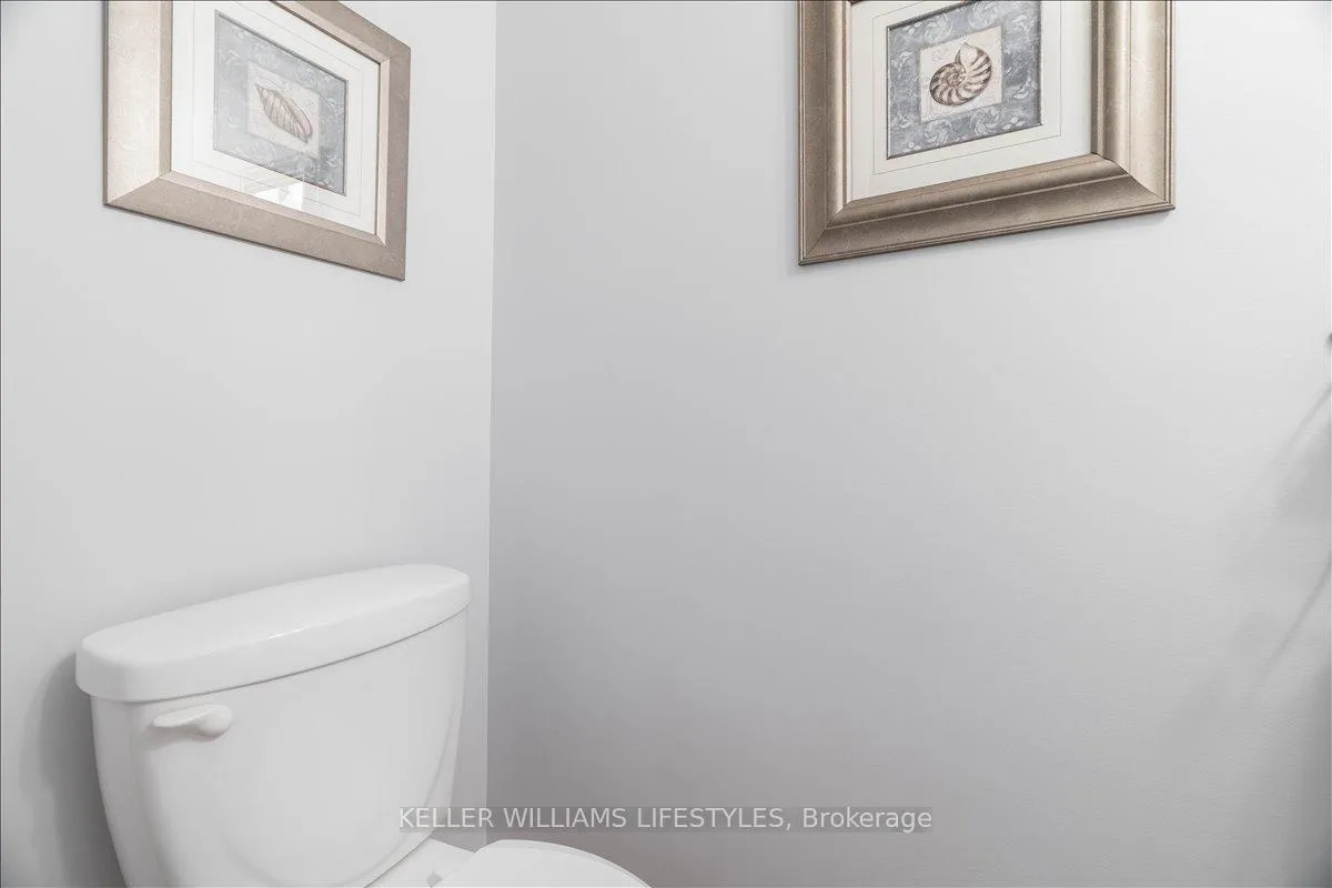 Photo 22 of 40 Lakeside Circle, Lambton Shores, Grand Bend — HOMEH
