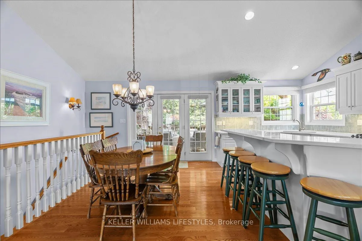 Photo 25 of 40 Lakeside Circle, Lambton Shores, Grand Bend — HOMEH