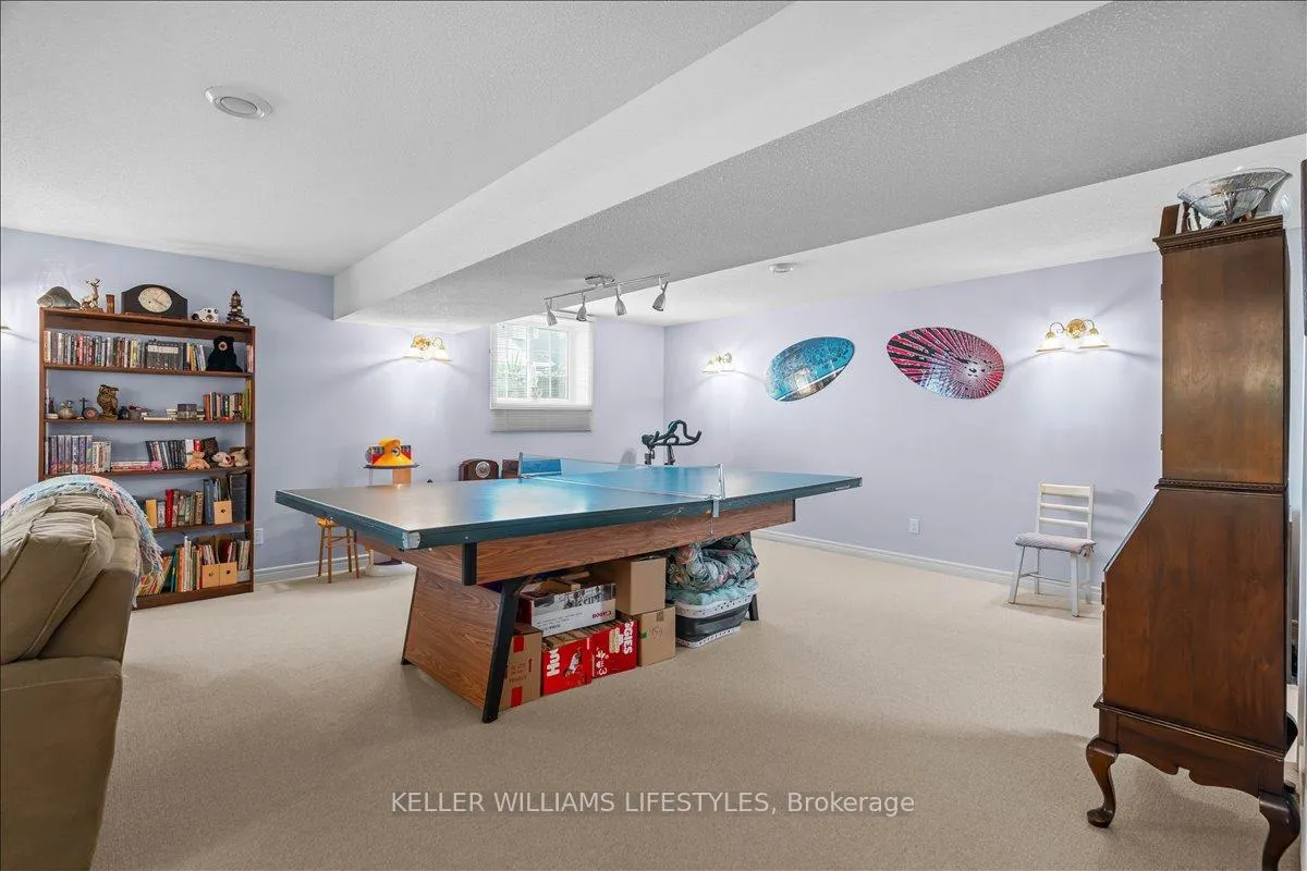 Photo 28 of 40 Lakeside Circle, Lambton Shores, Grand Bend — HOMEH