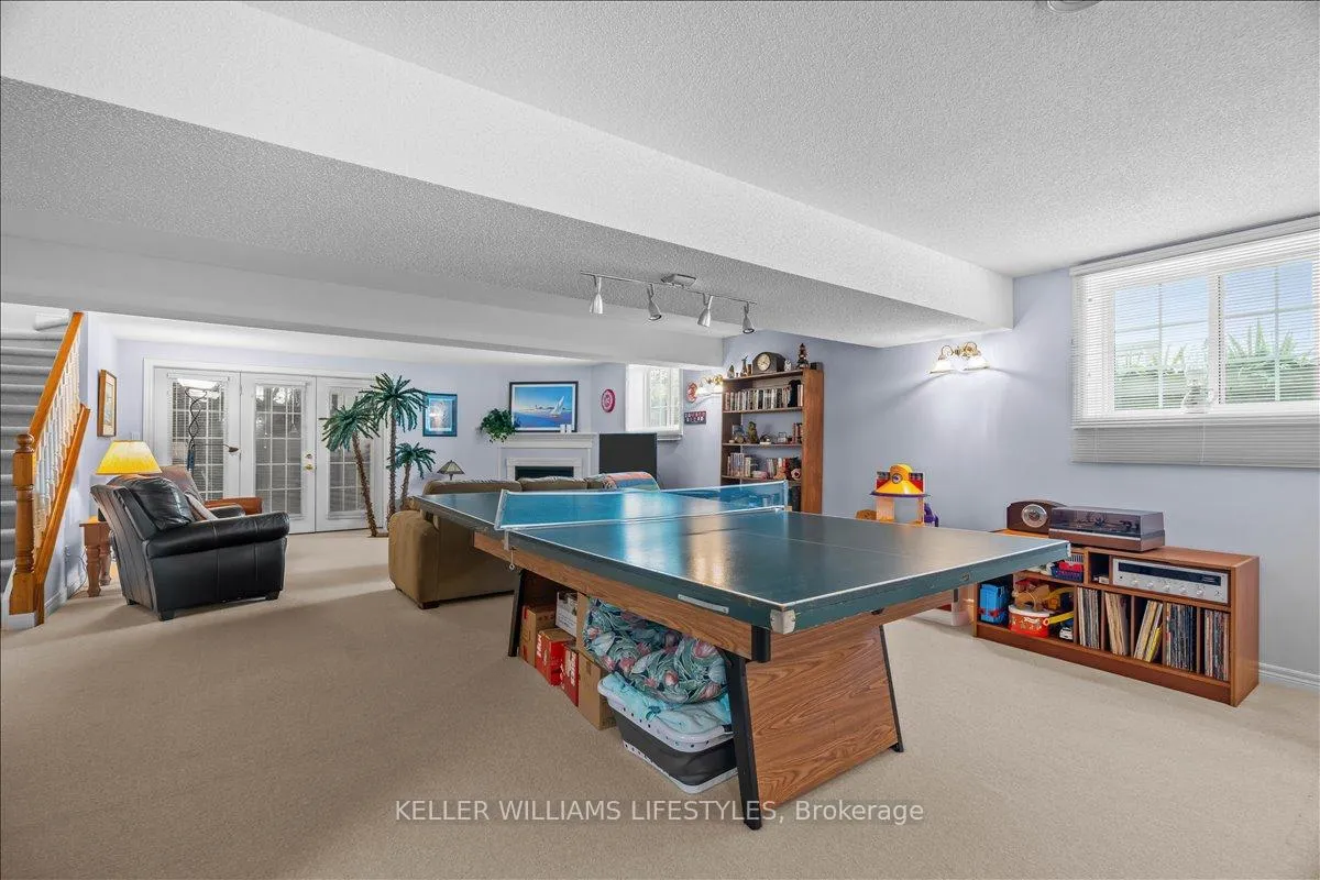 Photo 29 of 40 Lakeside Circle, Lambton Shores, Grand Bend — HOMEH