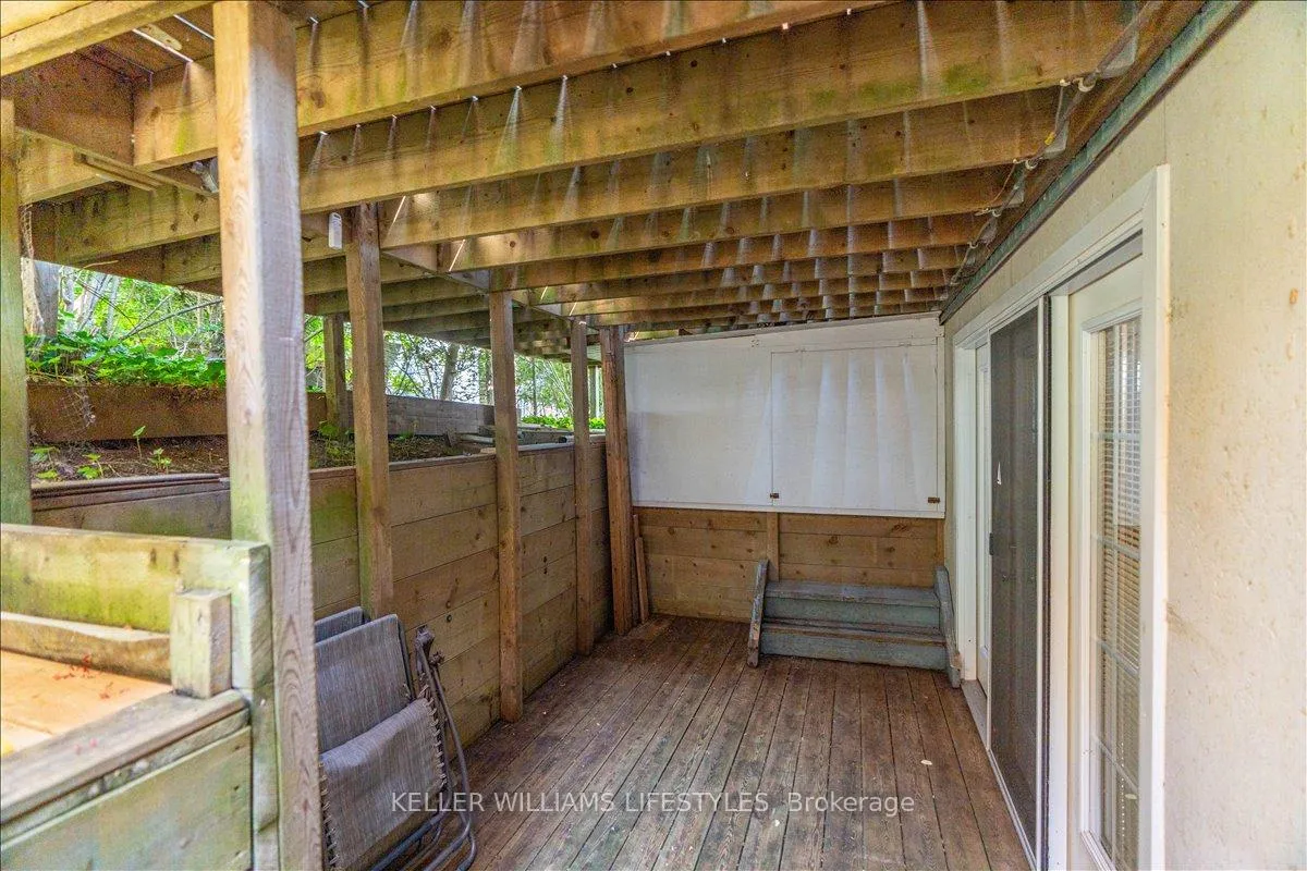 Photo 37 of 40 Lakeside Circle, Lambton Shores, Grand Bend — HOMEH