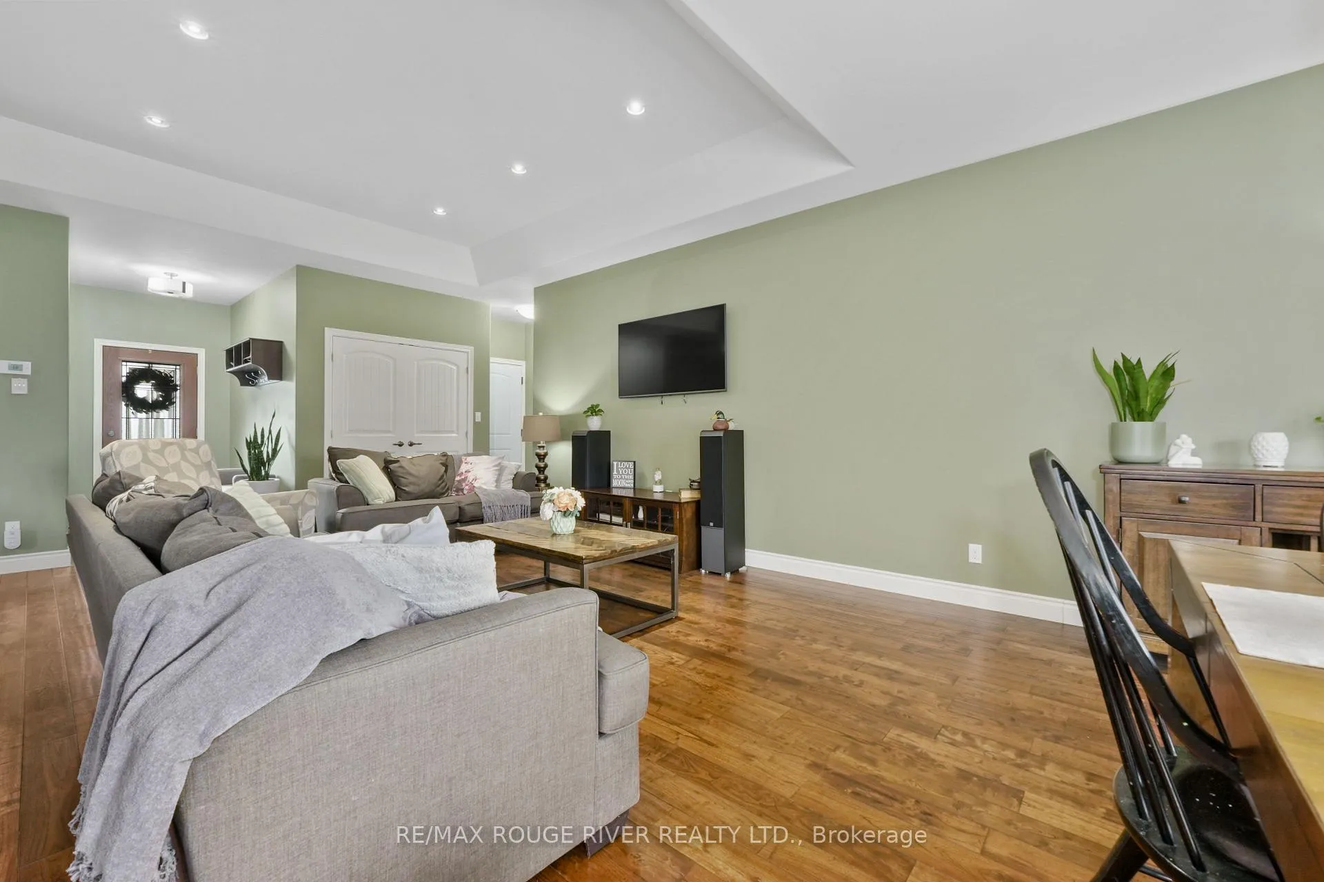Photo 14 of 106 Pinnacle Street N, Brighton — HOMEH