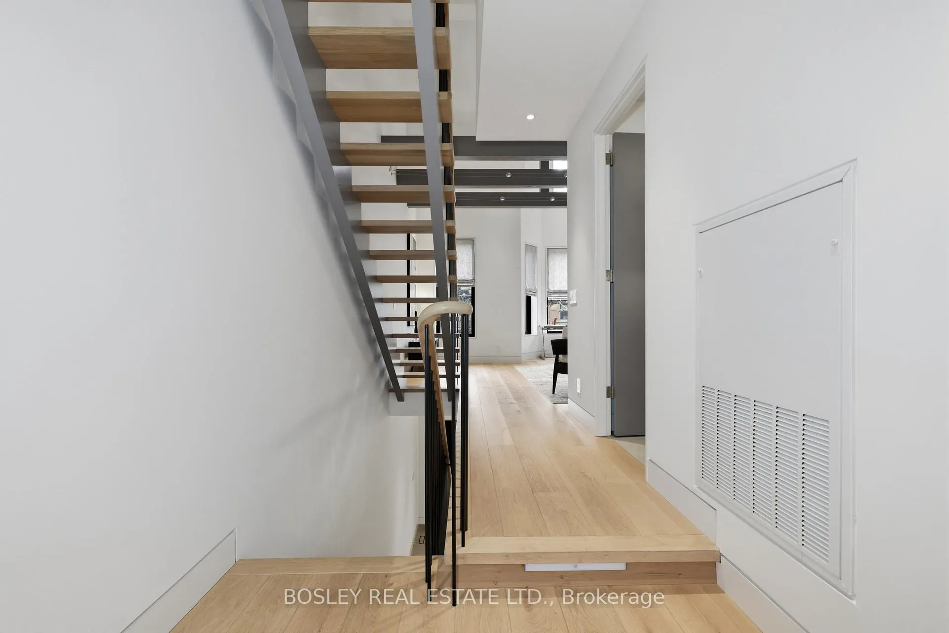 Photo 23 of 358 Brunswick Avenue, Toronto, The Annex — HOMEH