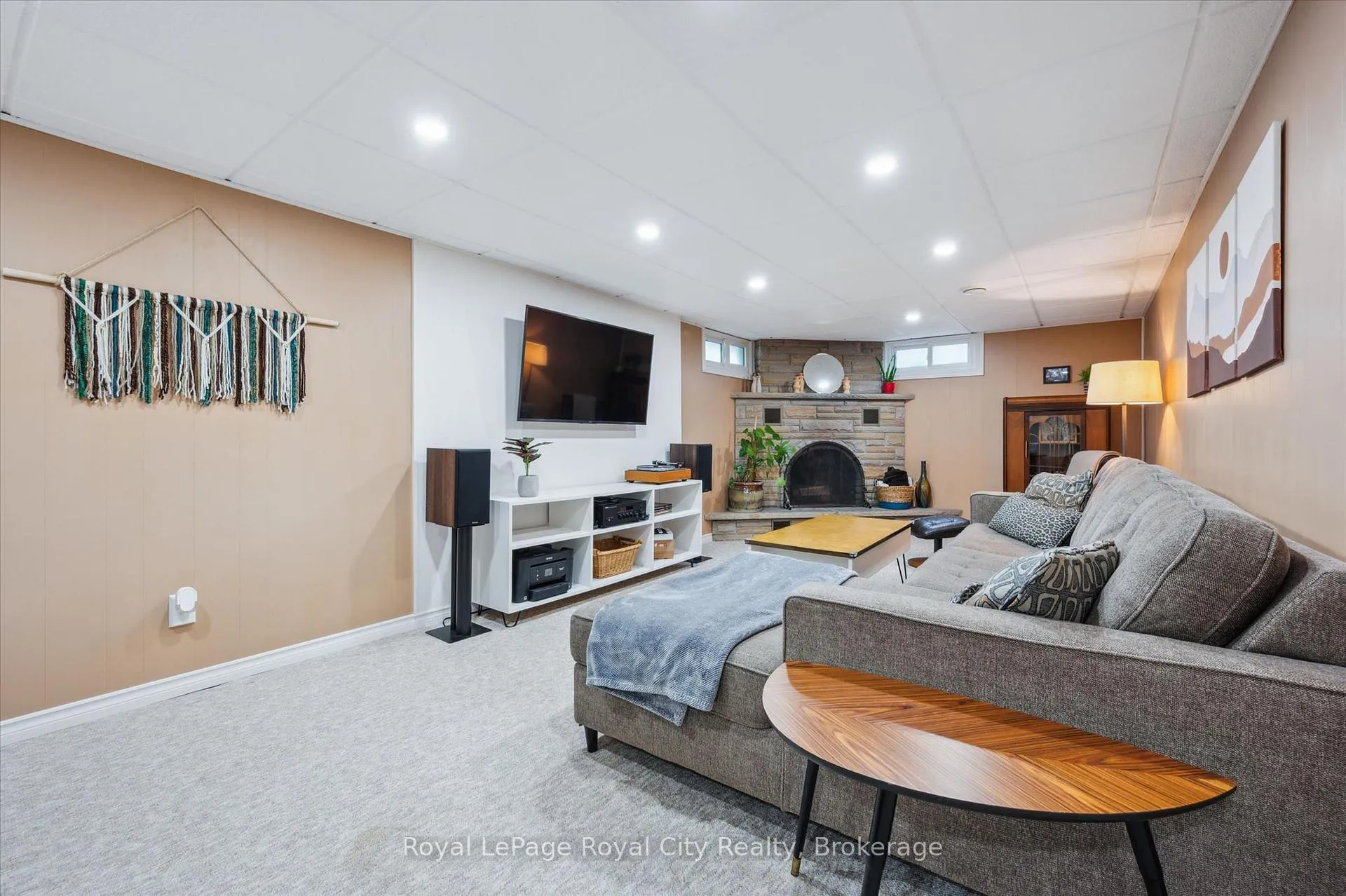 Photo 26 of 94 Webster Street, Wilmot — HOMEH