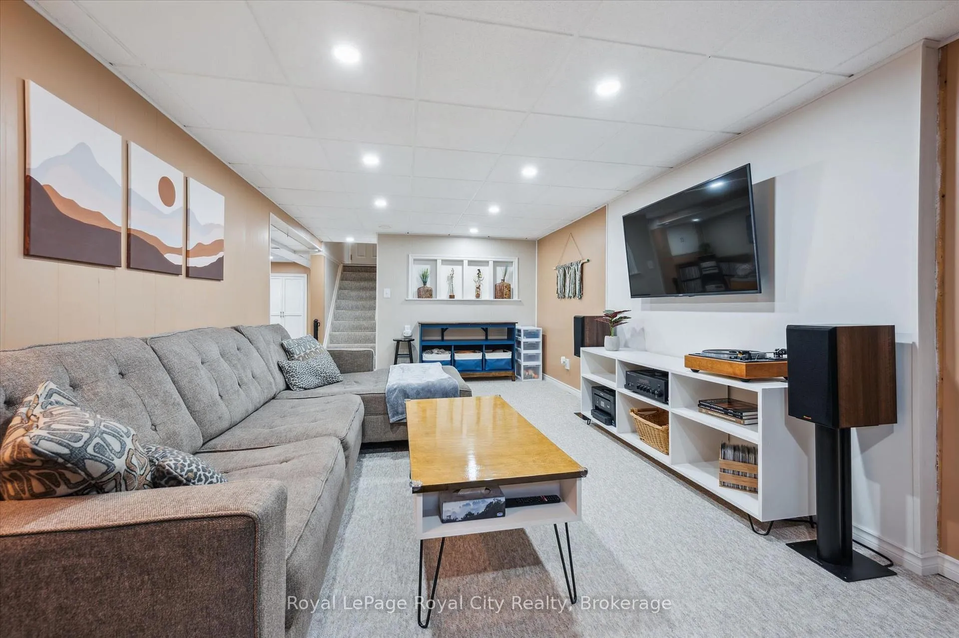 Photo 29 of 94 Webster Street, Wilmot — HOMEH
