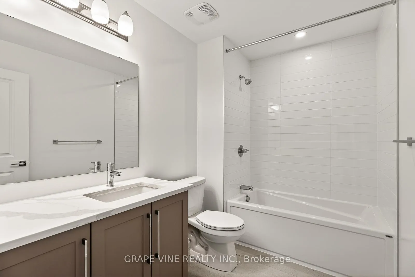 Photo 27 of 93 San Felice Circle, Ottawa, Kanata - Emerald Meadows/Trailwest — HOMEH