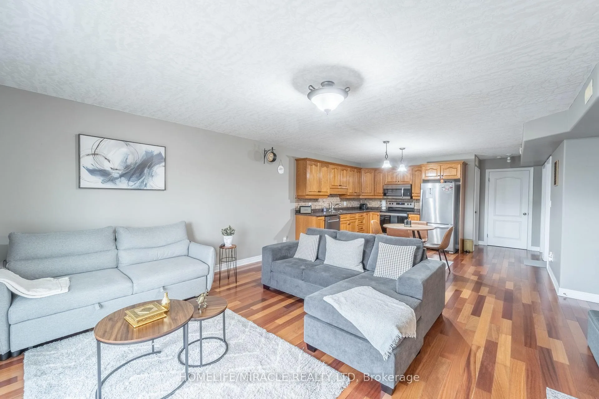 Photo 4 of Unit 203, 50 Whitlaw Way, Brant, Paris — HOMEH