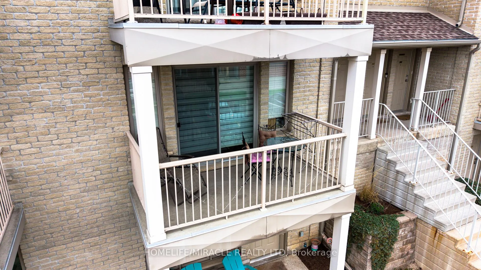 Photo 25 of Unit 203, 50 Whitlaw Way, Brant, Paris — HOMEH