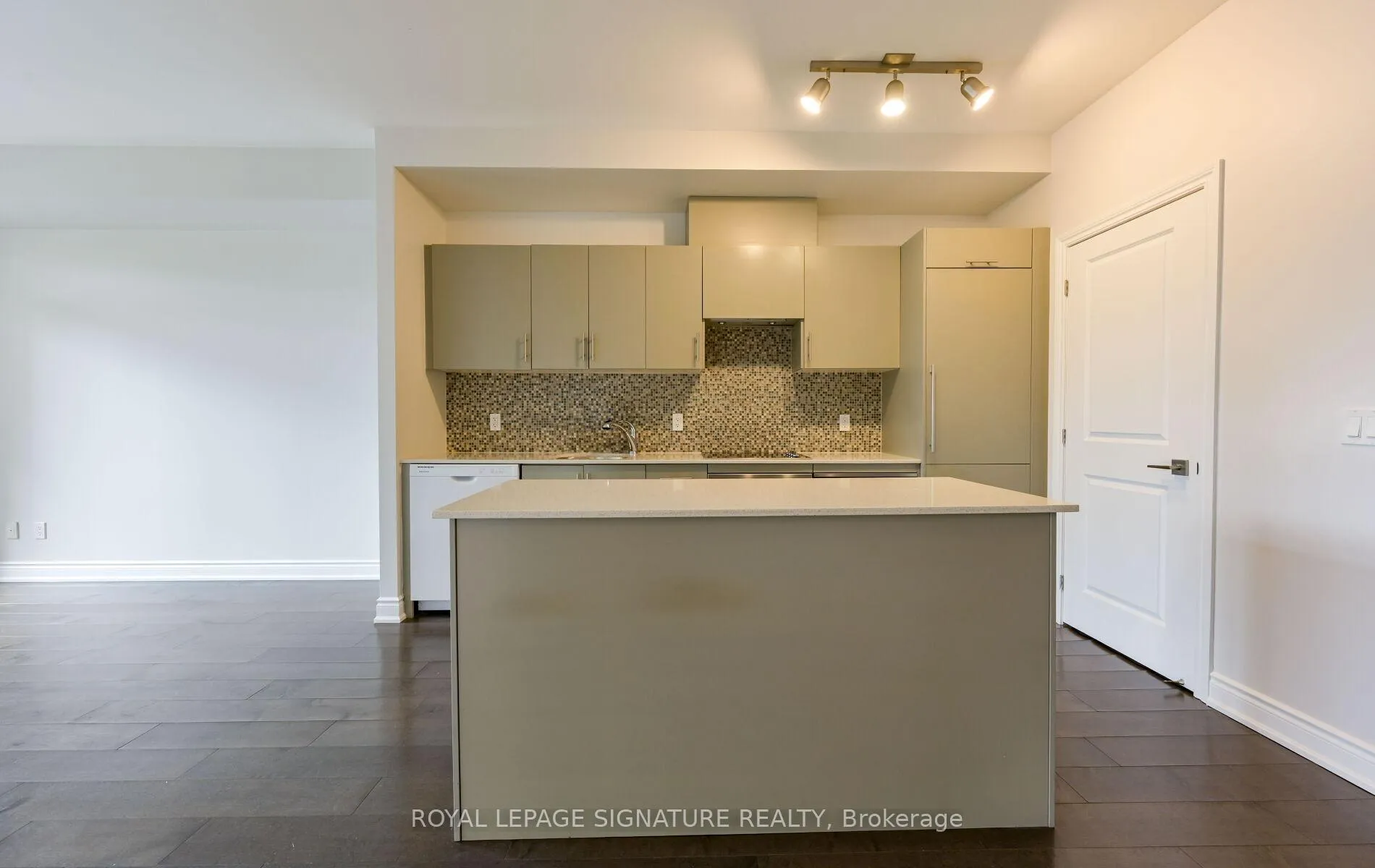 Photo 23 of Unit 323, 23 Glebe Road, Toronto, Yonge-Eglinton — HOMEH