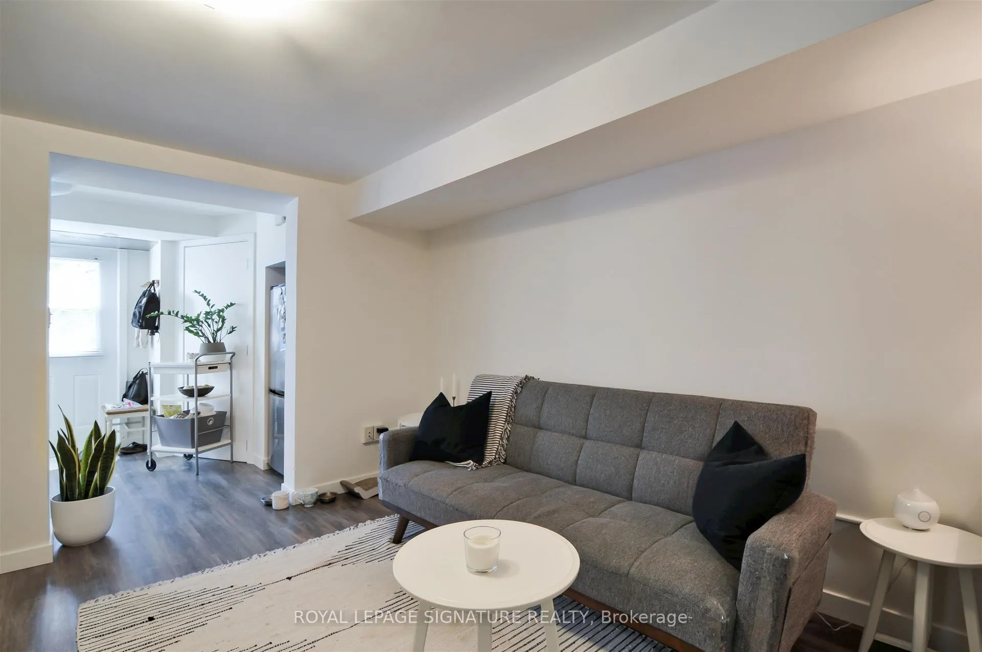 Photo 3 of Unit Lower Level, 169 Bellefair Avenue, Toronto, The Beaches — HOMEH