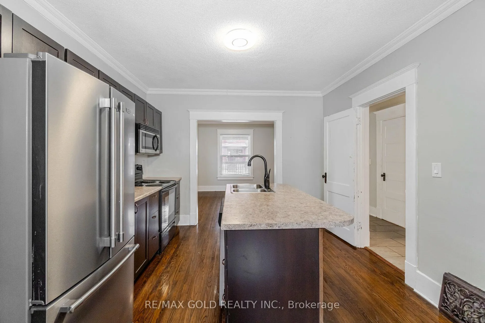 Photo 8 of 161 Adelaide Avenue E, Oshawa, O'Neill — HOMEH