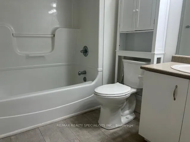 Photo 5 of Unit 306, 1470 Bishops Gate, Oakville, Glen Abbey — HOMEH