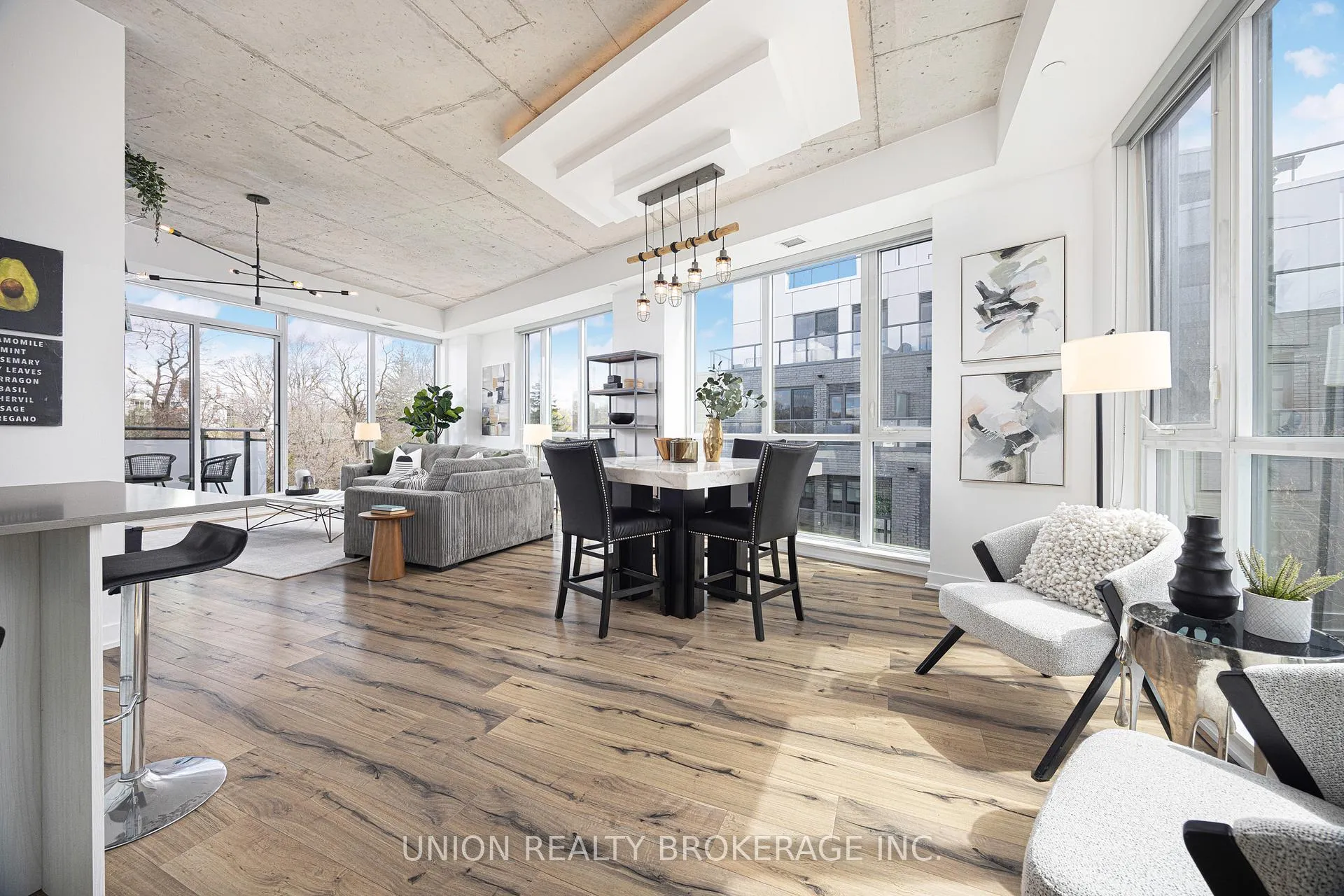 Photo 7 of Unit PH 602, 630 Kingston Road, Toronto, The Beaches — HOMEH