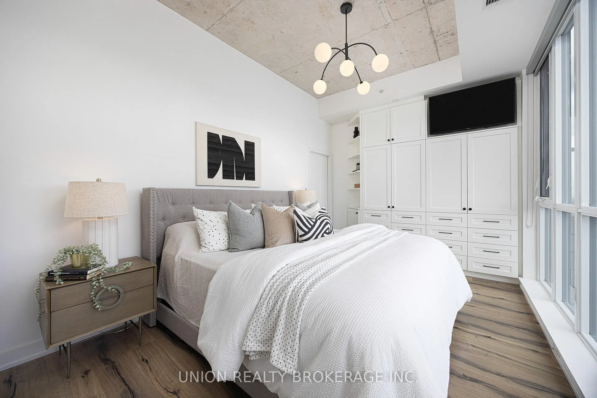 Photo 15 of Unit PH 602, 630 Kingston Road, Toronto, The Beaches — HOMEH
