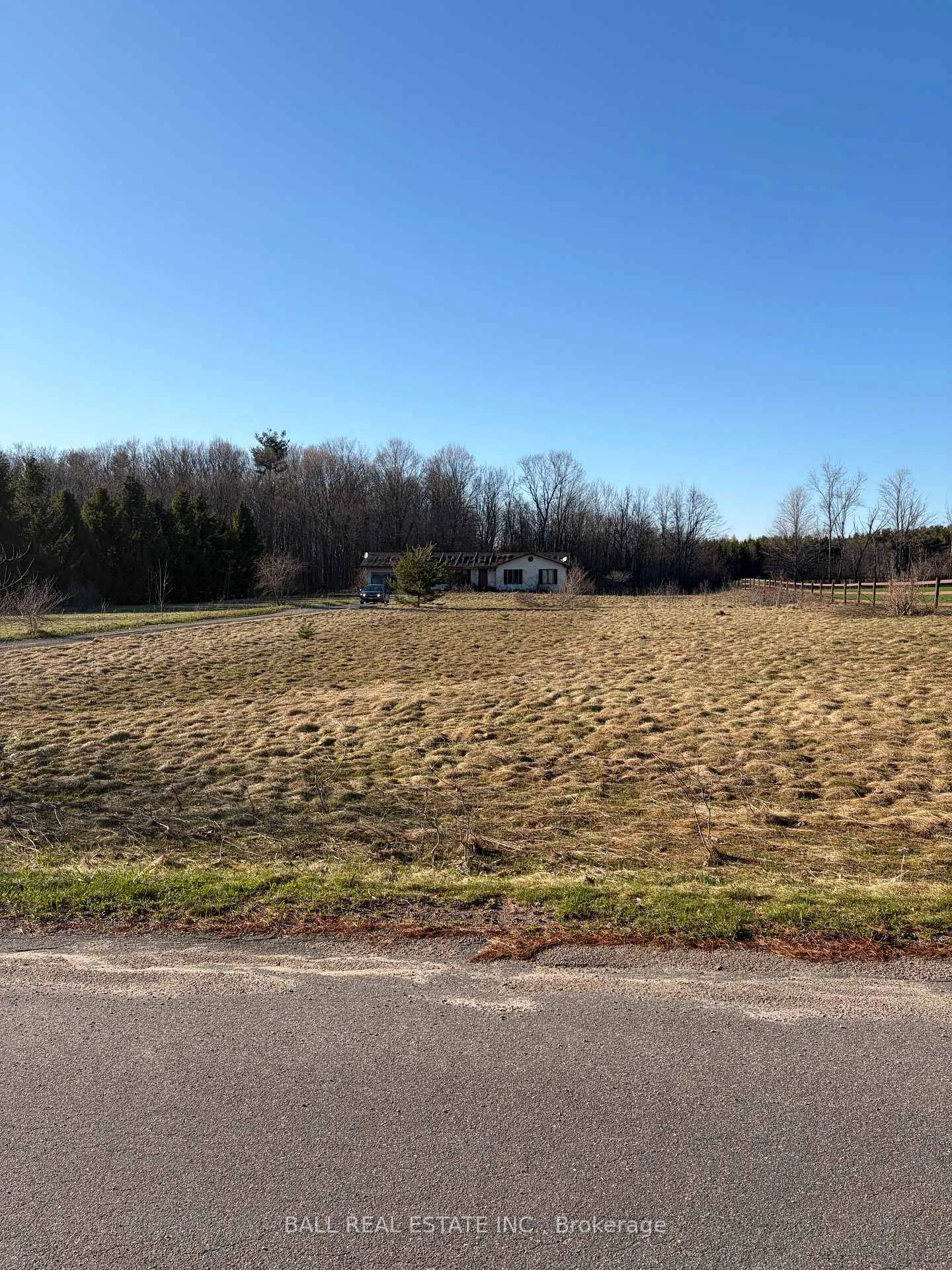 Photo 1 of 892 Carmel Crescent, Cavan Monaghan, Cavan Twp — HOMEH
