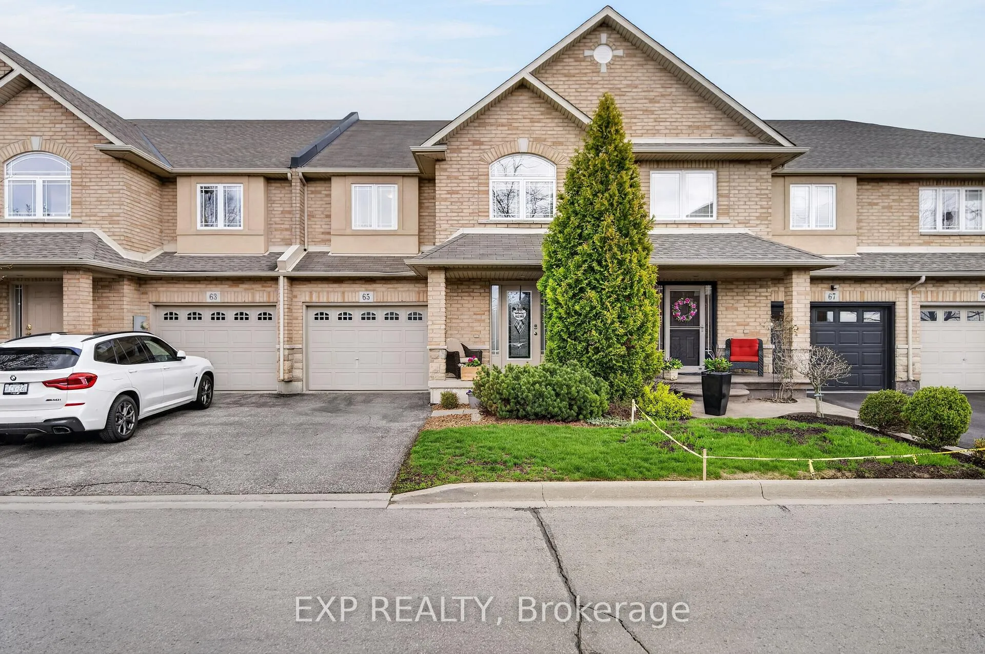 Photo 1 of 65 Periwinkle Drive, Hamilton, Rural Glanbrook — HOMEH