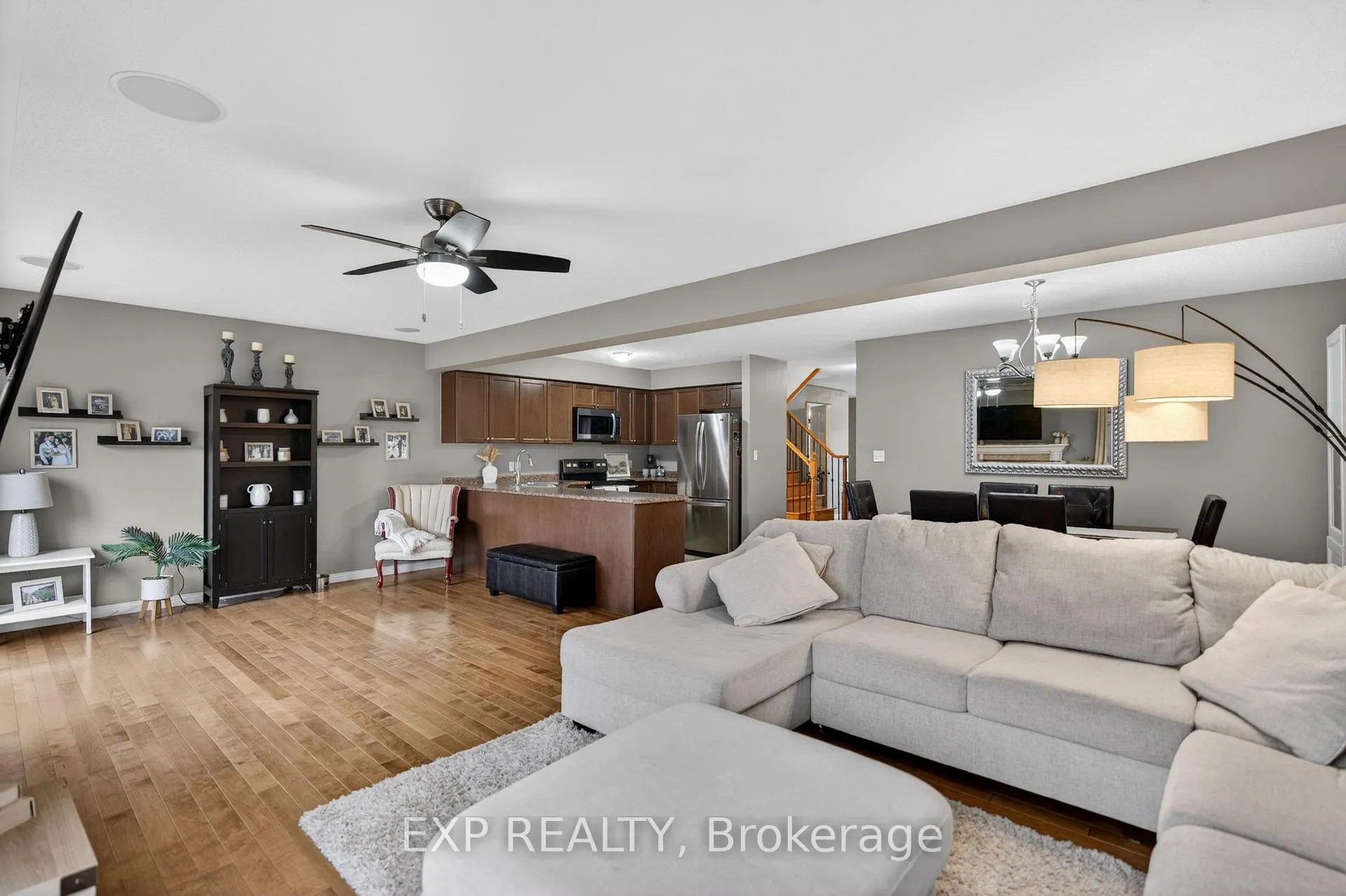 Photo 18 of 65 Periwinkle Drive, Hamilton, Rural Glanbrook — HOMEH