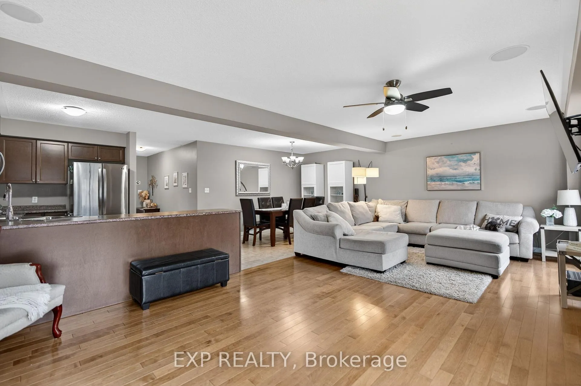 Photo 19 of 65 Periwinkle Drive, Hamilton, Rural Glanbrook — HOMEH