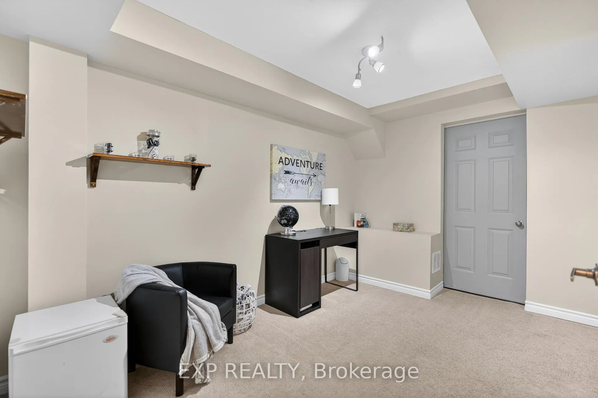 Photo 33 of 65 Periwinkle Drive, Hamilton, Rural Glanbrook — HOMEH