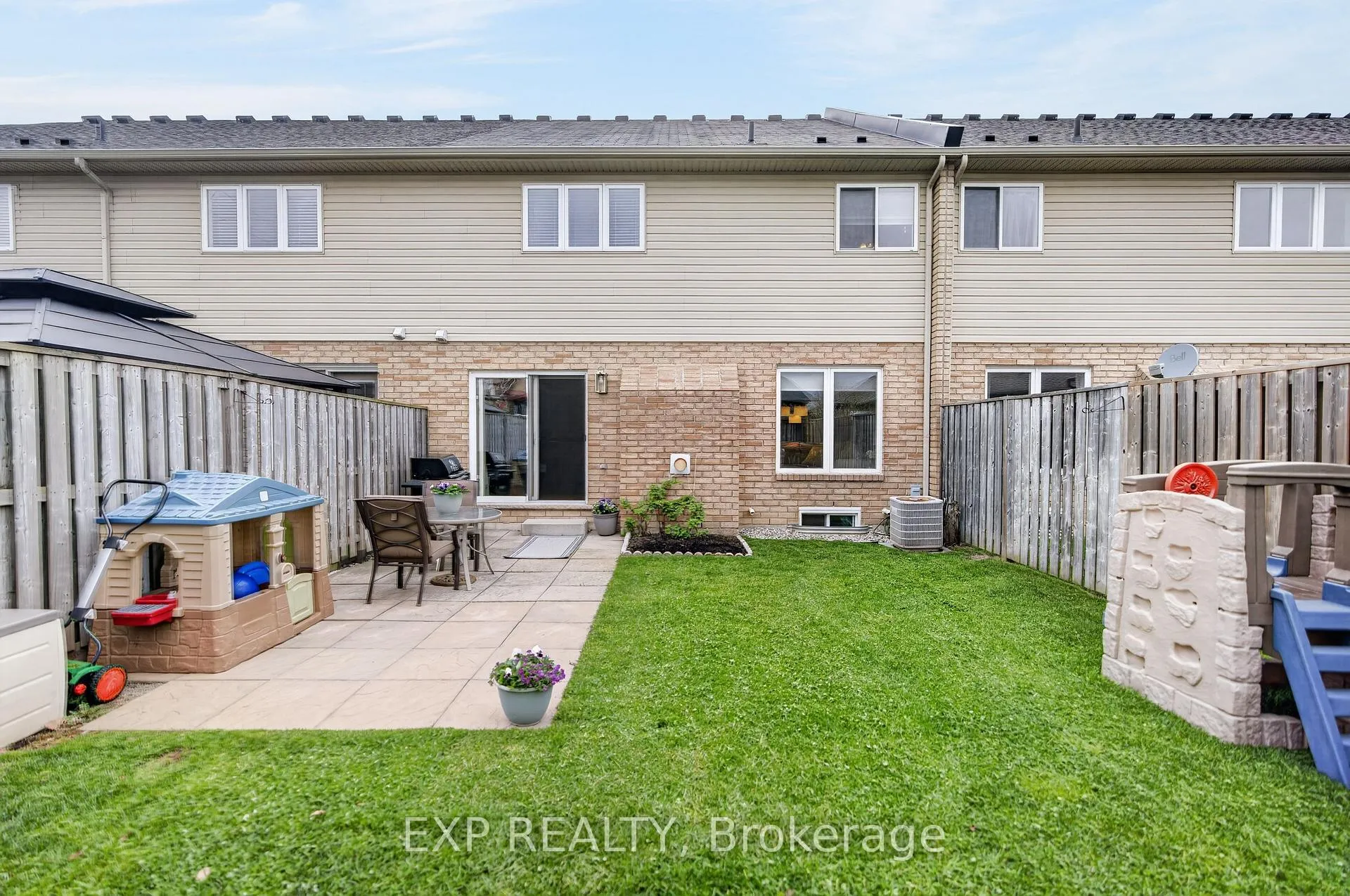 Photo 39 of 65 Periwinkle Drive, Hamilton, Rural Glanbrook — HOMEH