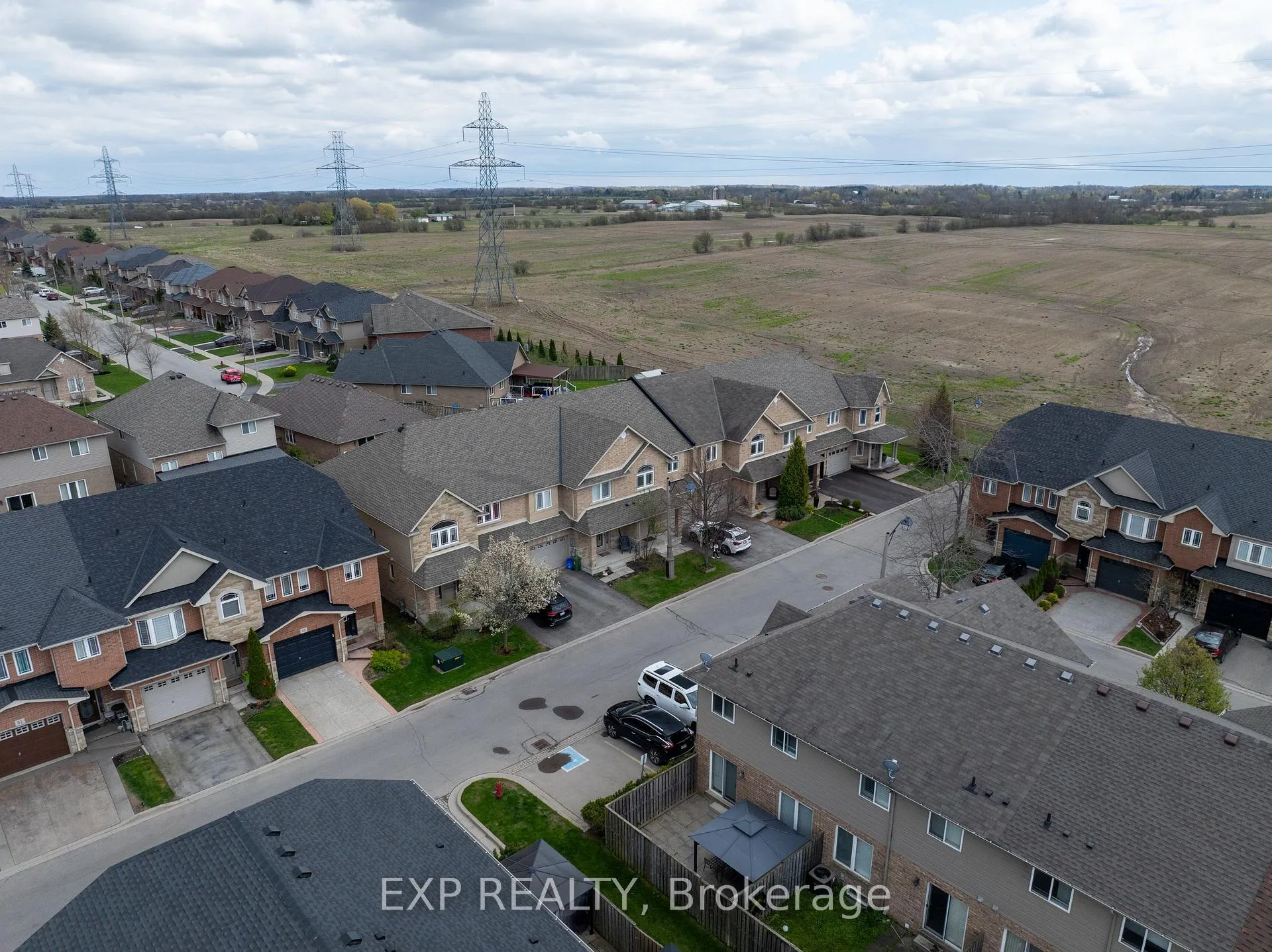 Photo 43 of 65 Periwinkle Drive, Hamilton, Rural Glanbrook — HOMEH