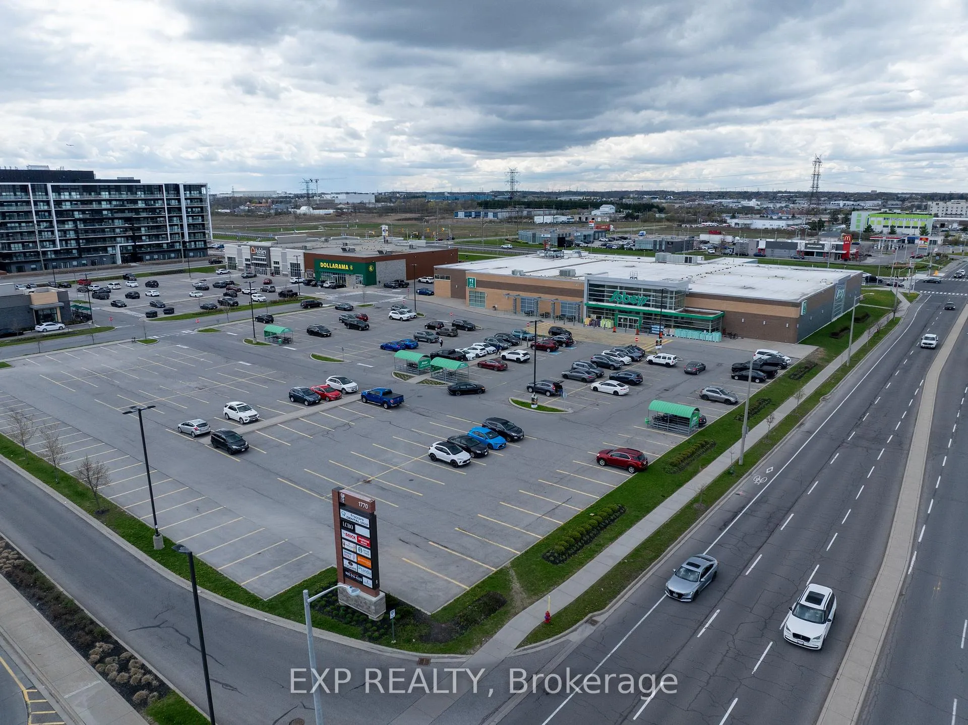 Photo 45 of 65 Periwinkle Drive, Hamilton, Rural Glanbrook — HOMEH