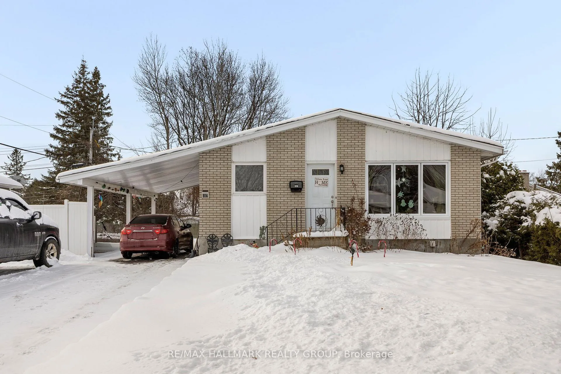 Photo 1 of 816 Willow Avenue, Ottawa, Chatelaine Village — HOMEH
