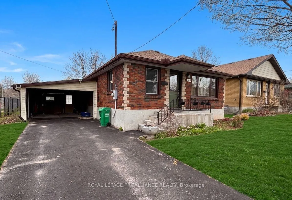 Photo 1 of 260 Bellevue Street, Peterborough, Northcrest Ward 5 — HOMEH