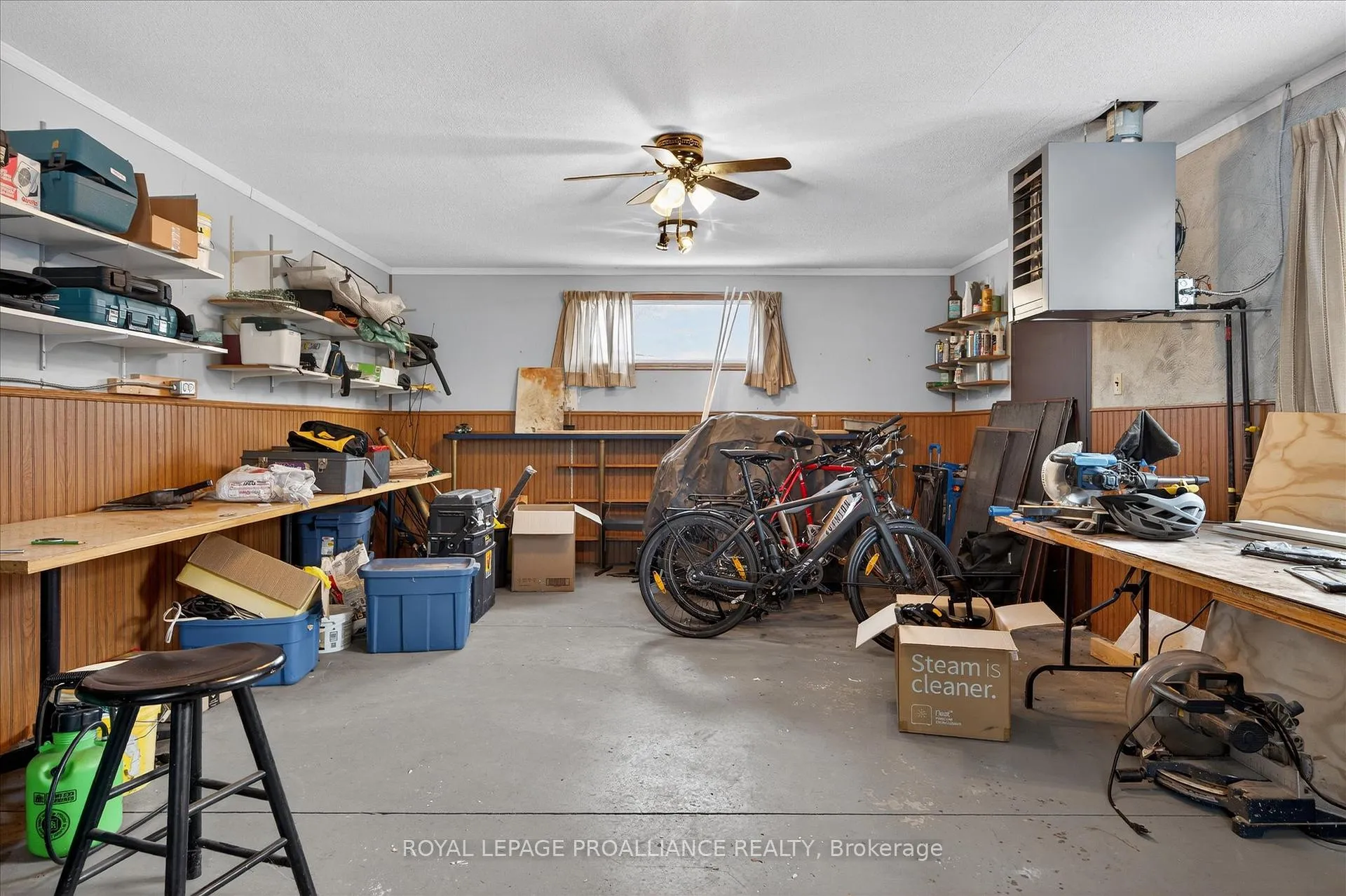 Photo 37 of 260 Bellevue Street, Peterborough, Northcrest Ward 5 — HOMEH