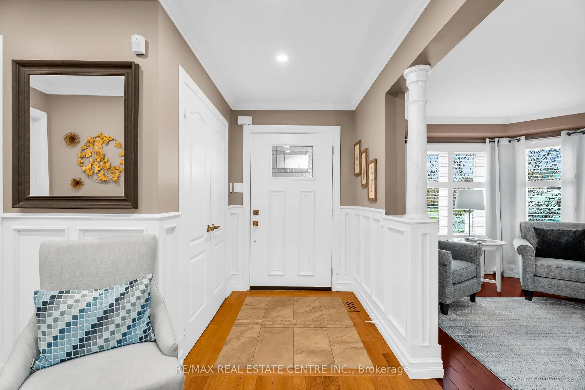 Photo 6 of 48 Chester Crescent, Halton Hills, Georgetown — HOMEH