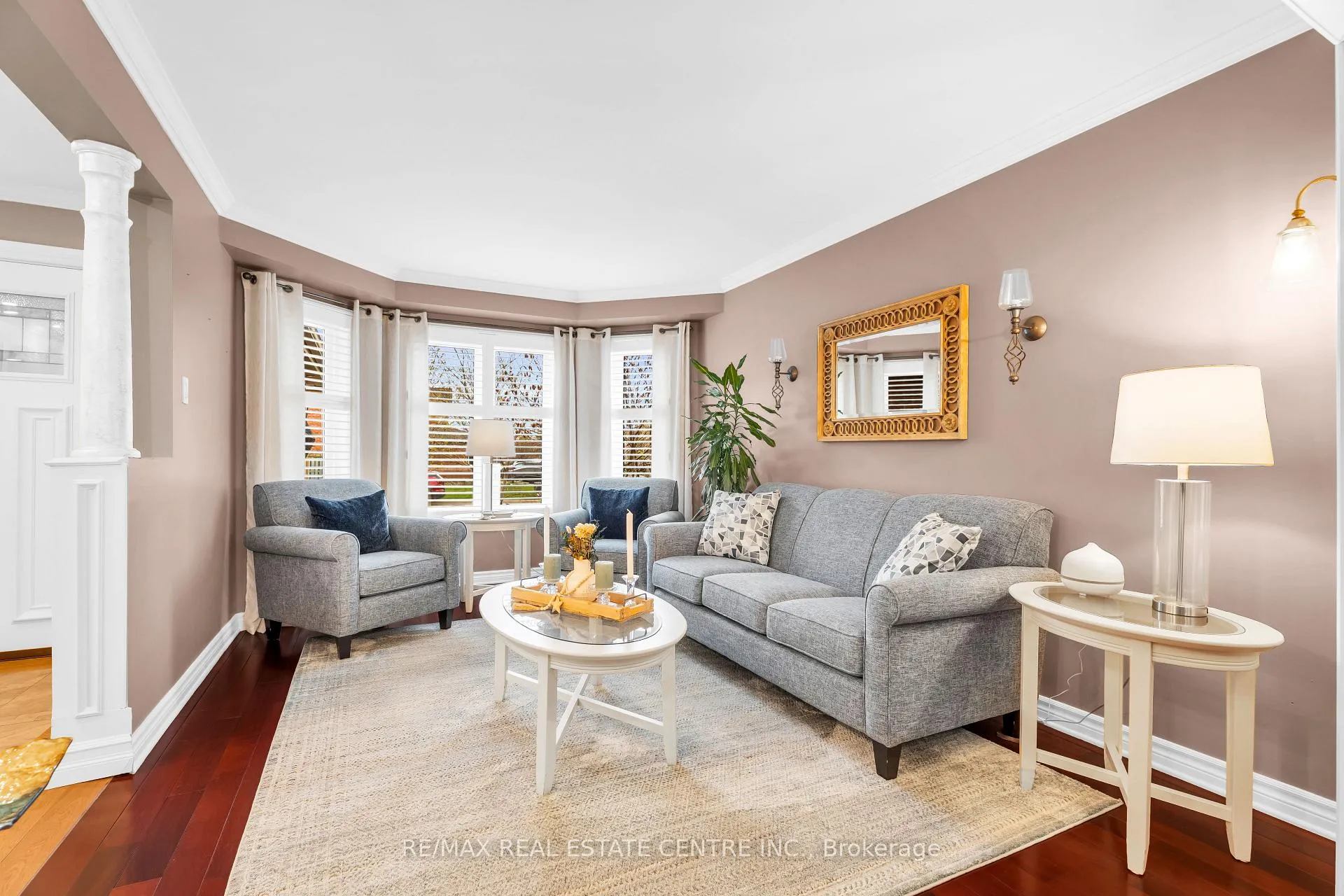 Photo 10 of 48 Chester Crescent, Halton Hills, Georgetown — HOMEH