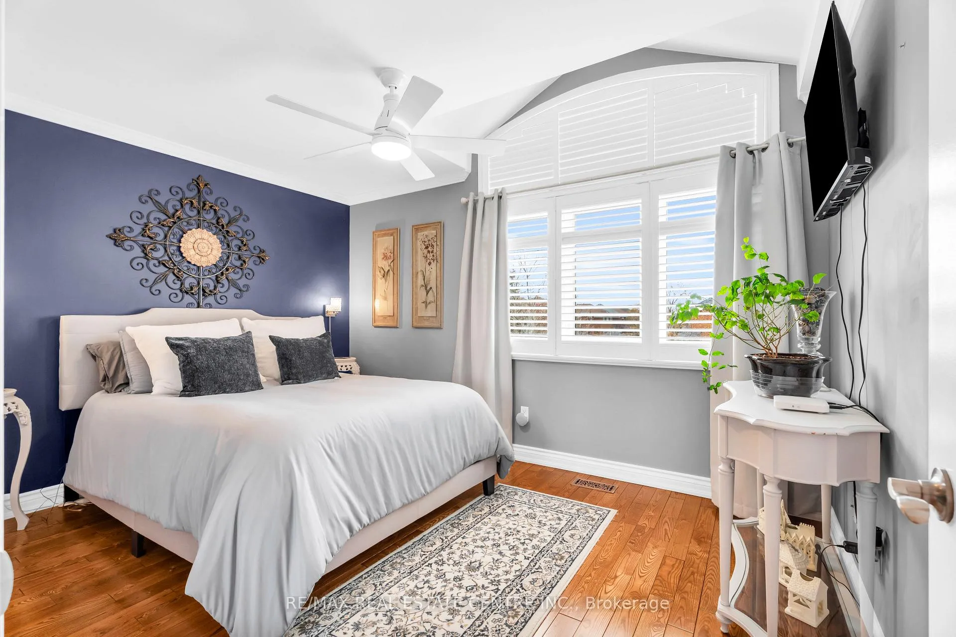 Photo 31 of 48 Chester Crescent, Halton Hills, Georgetown — HOMEH