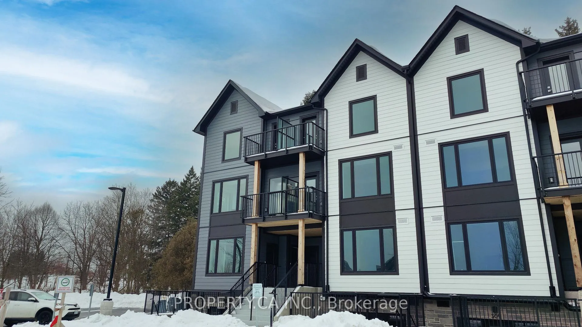 Photo 2 of Unit 303, 708 Woolwich Street, Guelph, Riverside Park — HOMEH
