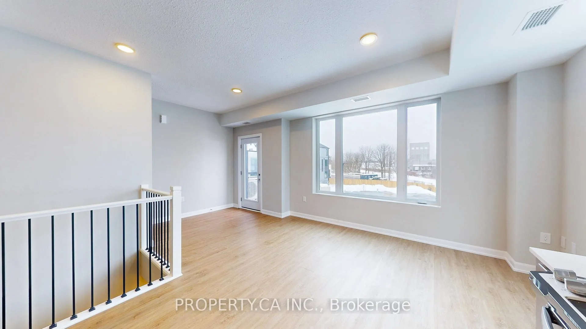Photo 8 of Unit 303, 708 Woolwich Street, Guelph, Riverside Park — HOMEH