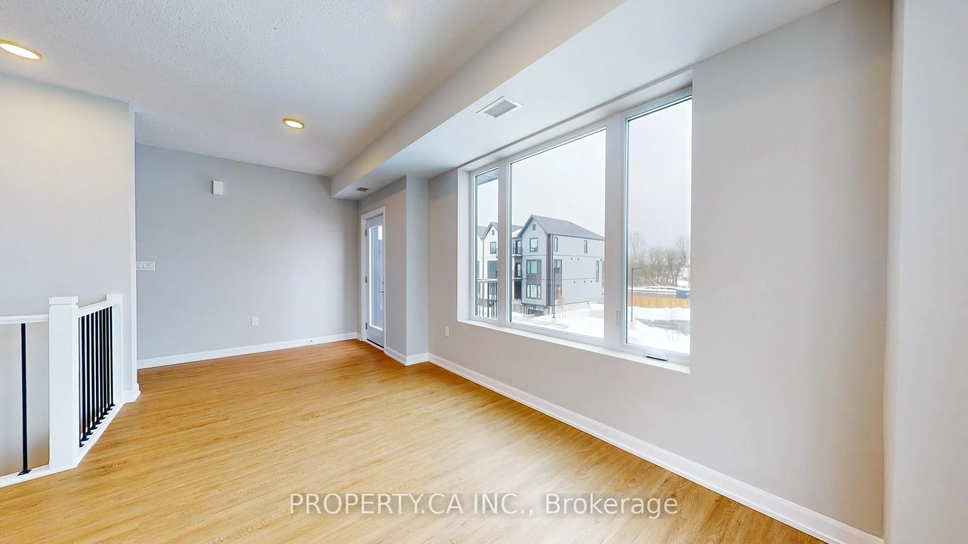 Photo 14 of Unit 303, 708 Woolwich Street, Guelph, Riverside Park — HOMEH