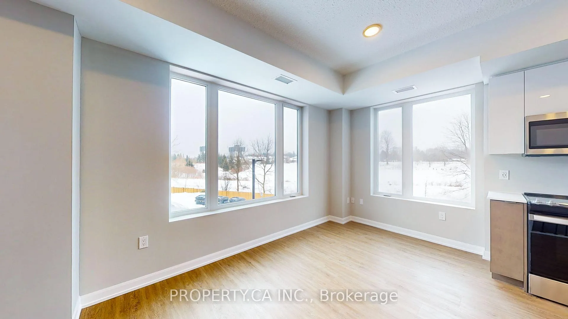 Photo 16 of Unit 303, 708 Woolwich Street, Guelph, Riverside Park — HOMEH