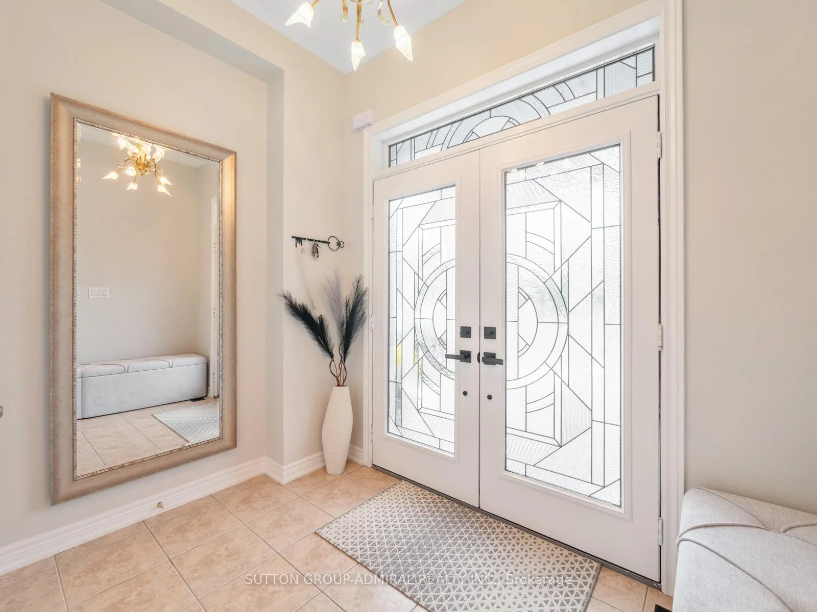 Photo 2 of 119 Warbler Avenue, Vaughan, Patterson — HOMEH