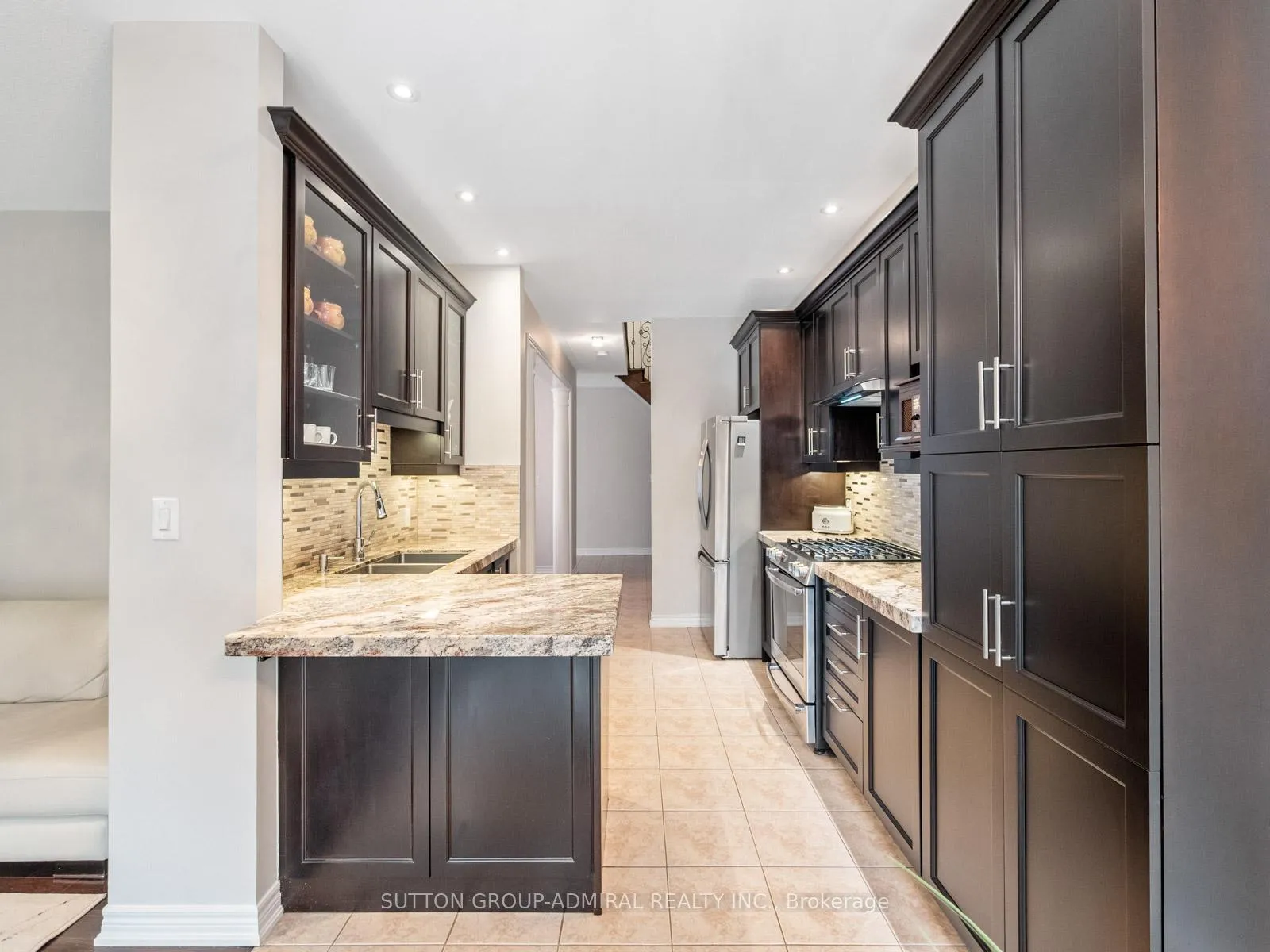 Photo 8 of 119 Warbler Avenue, Vaughan, Patterson — HOMEH